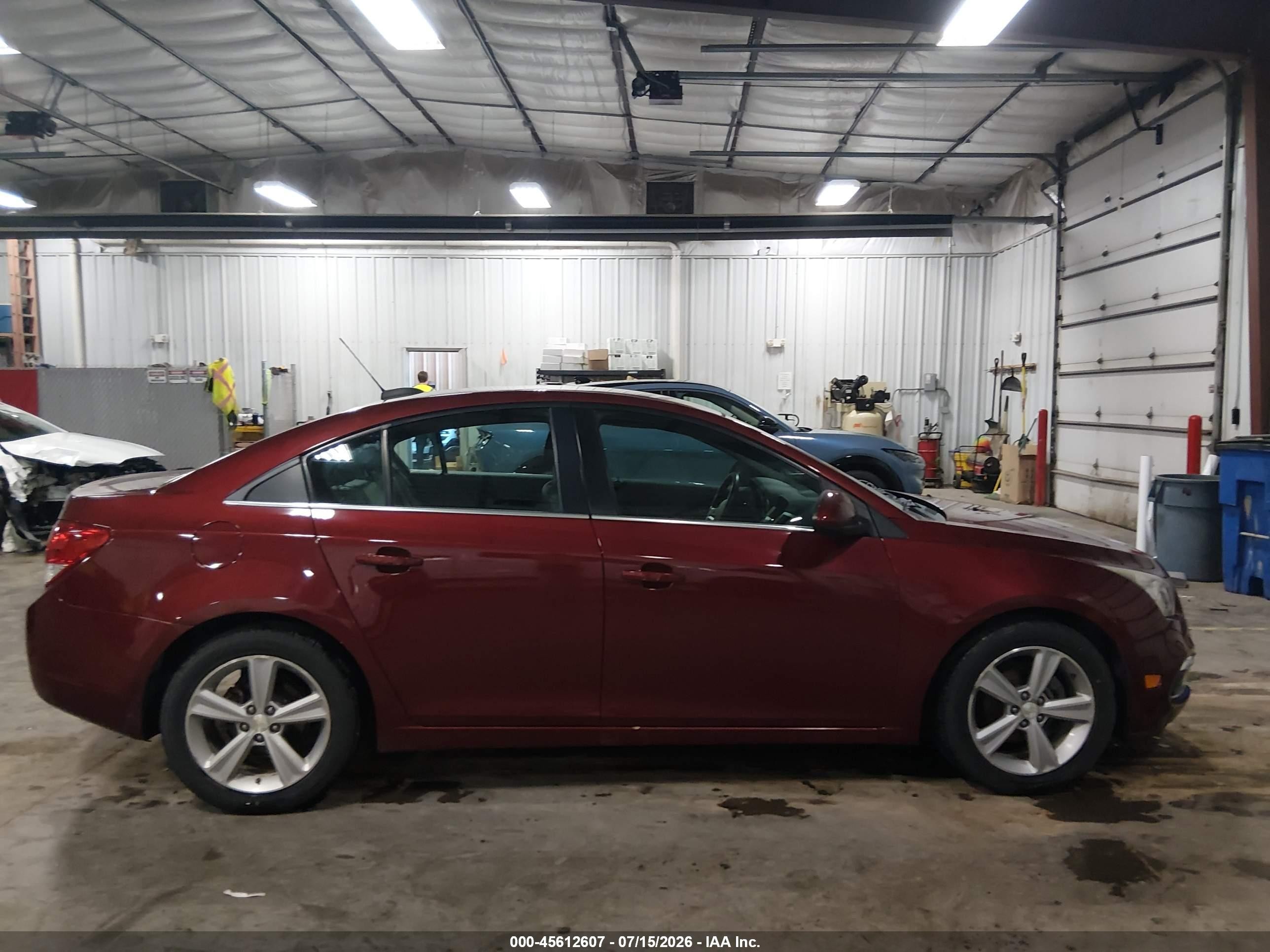 2015 Chevrolet Cruze 2lt Auto Red vin: 1G1PE5SB0F7232523