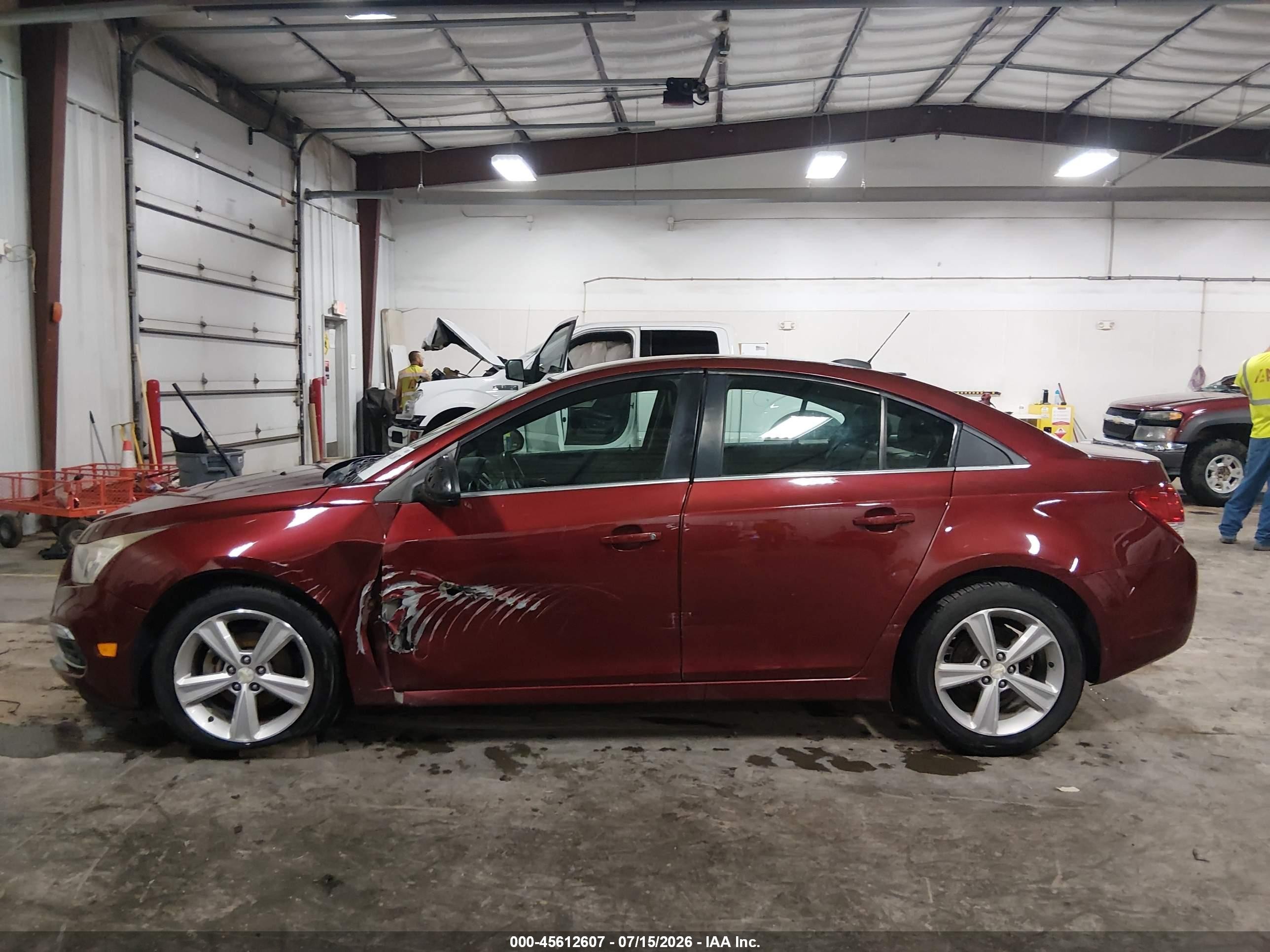 2015 Chevrolet Cruze 2lt Auto Red vin: 1G1PE5SB0F7232523