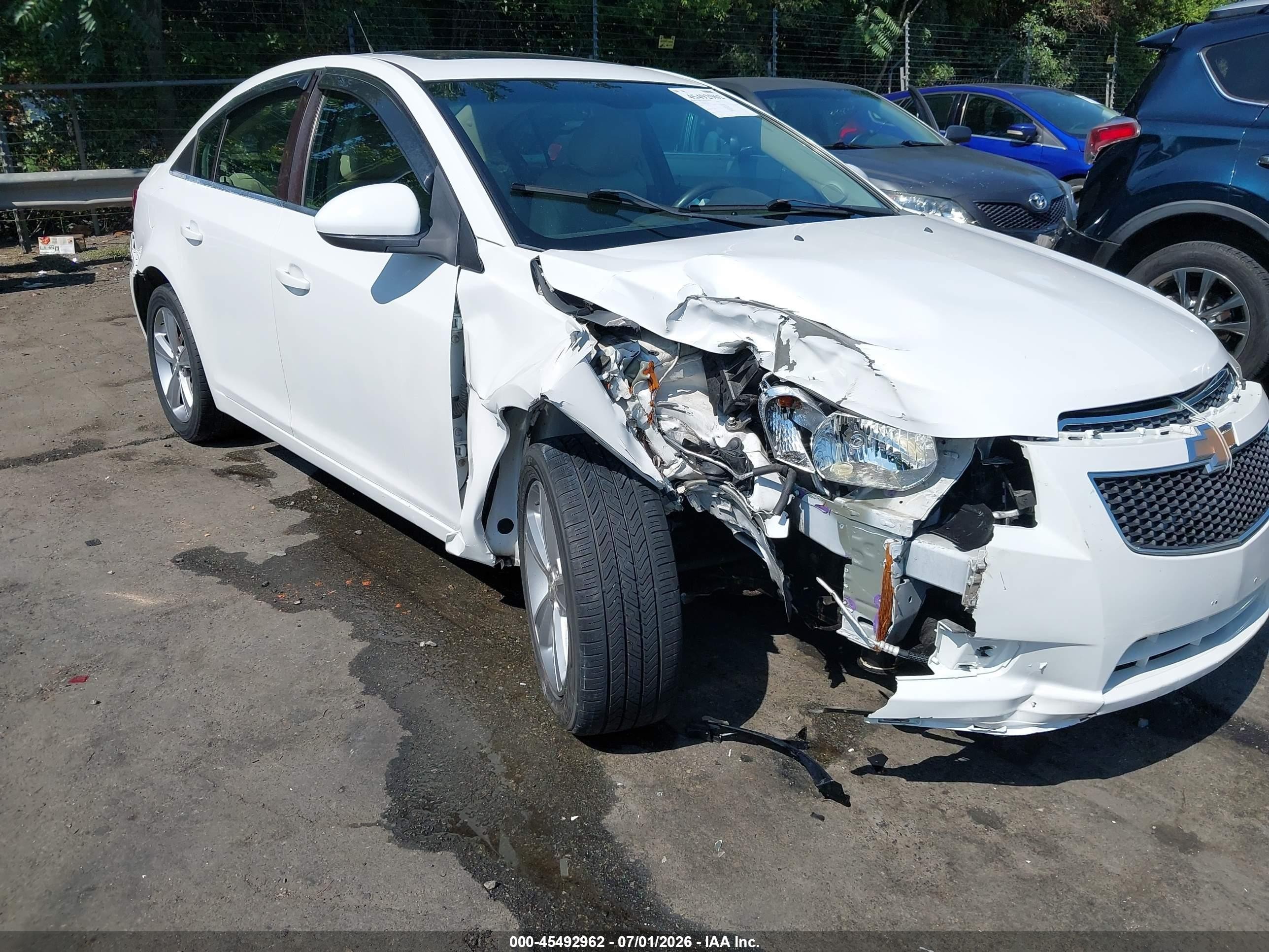 2013 Chevrolet Cruze 2lt Auto White vin: 1G1PE5SB1D7139376