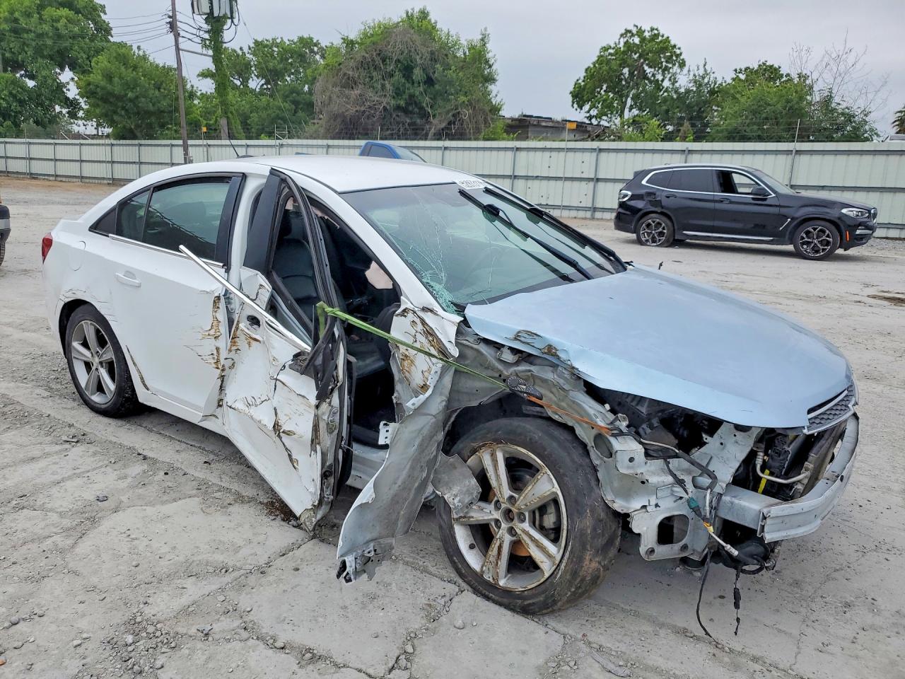 2015 Chevrolet Cruze Lt White vin: 1G1PE5SB1F7105425