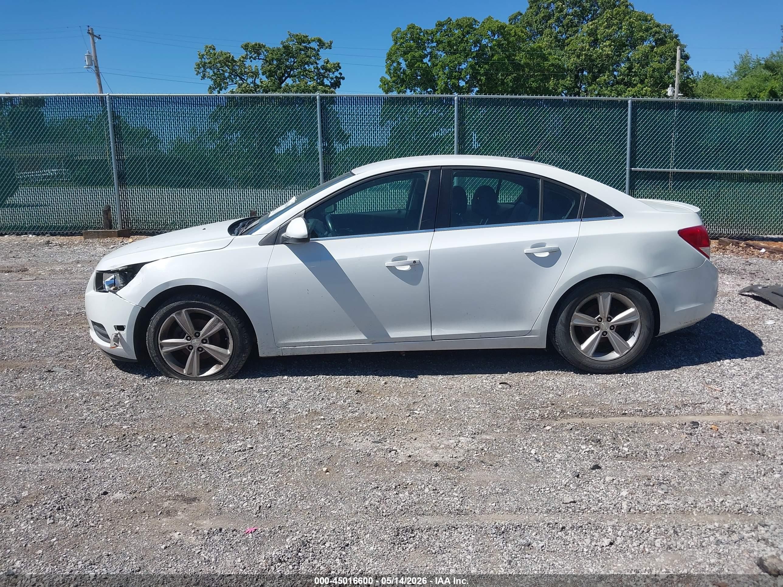 2013 Chevrolet Cruze 2lt Auto White vin: 1G1PE5SB3D7208309