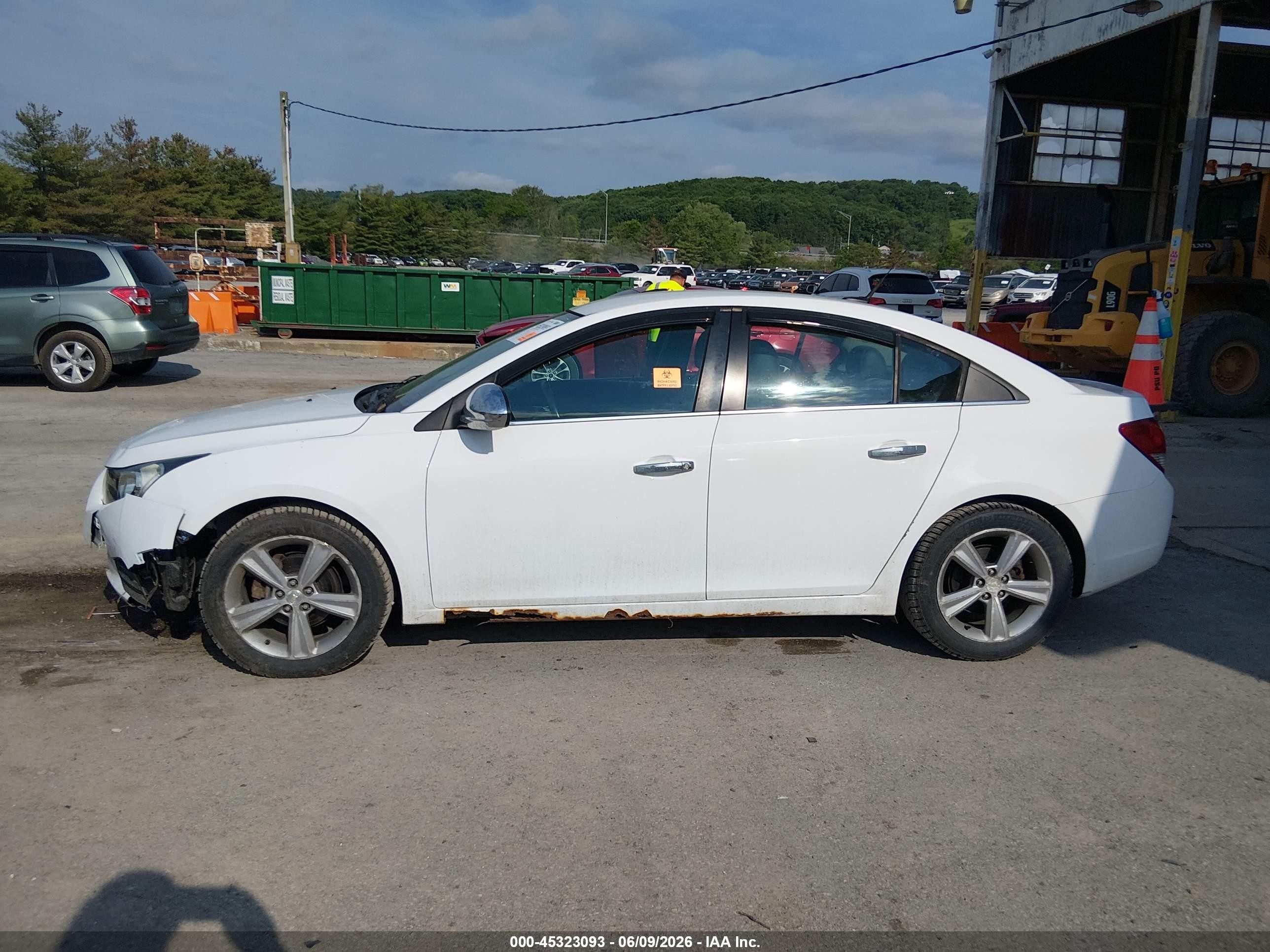 2014 Chevrolet Cruze 2lt Auto White vin: 1G1PE5SB3E7312185