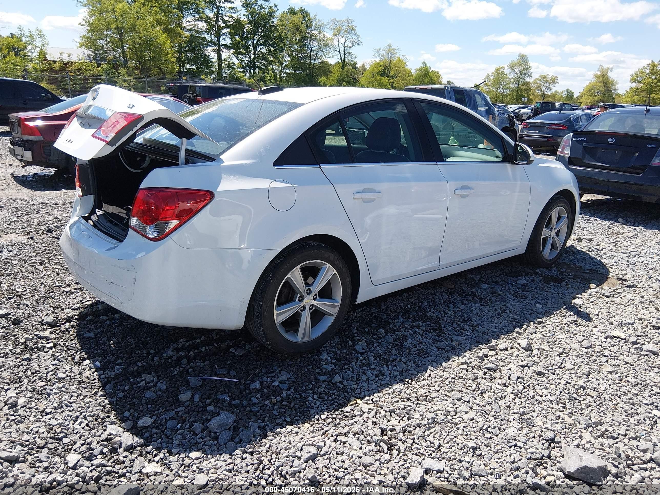 2015 Chevrolet Cruze 2lt Auto White vin: 1G1PE5SB3F7140886