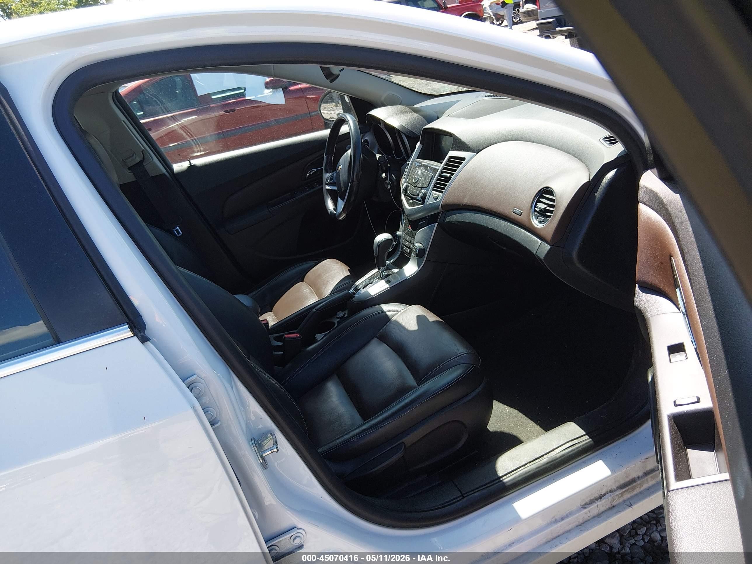 2015 Chevrolet Cruze 2lt Auto White vin: 1G1PE5SB3F7140886