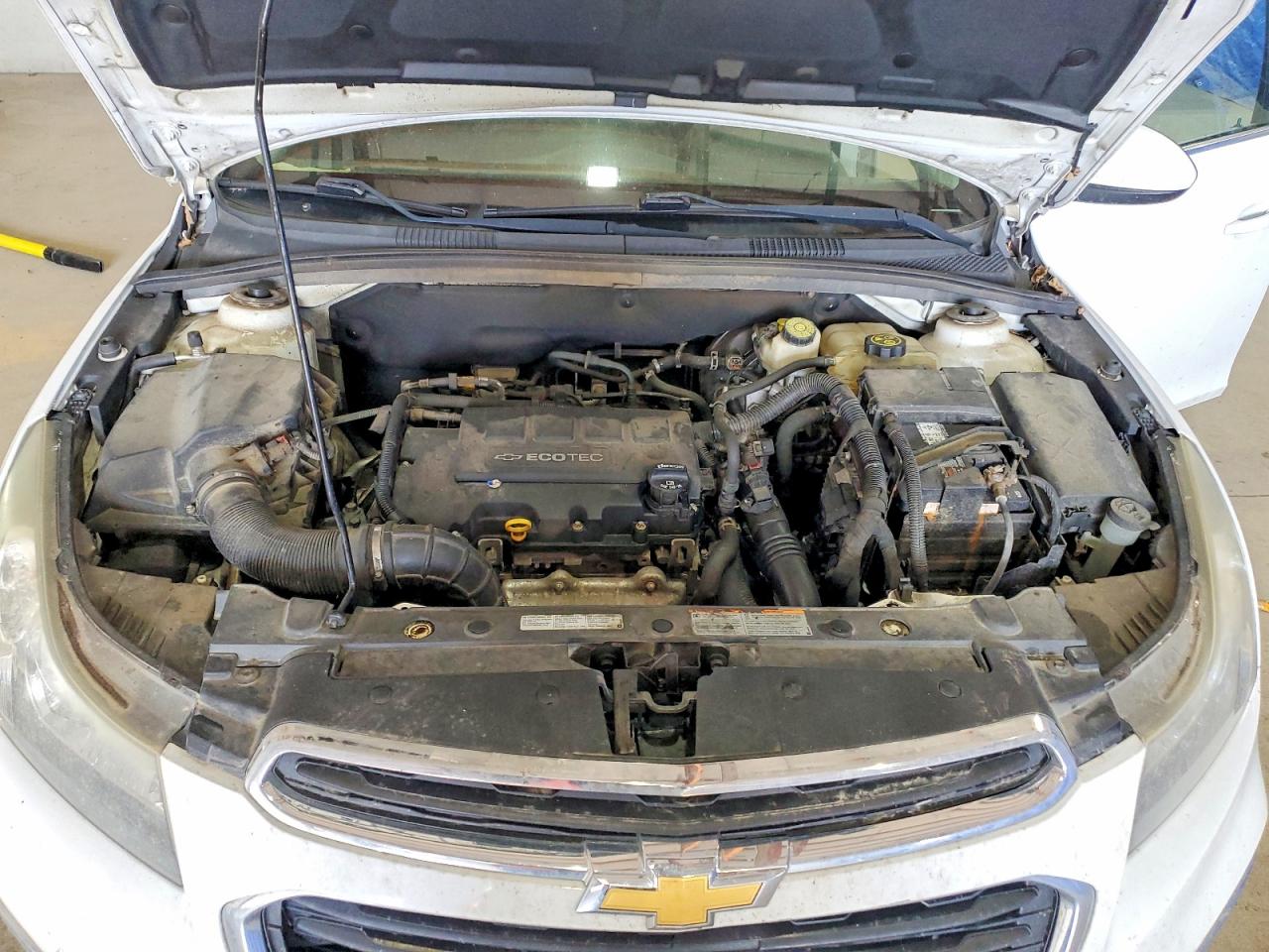 2016 Chevrolet Cruze Limited Lt White vin: 1G1PE5SB3G7227902
