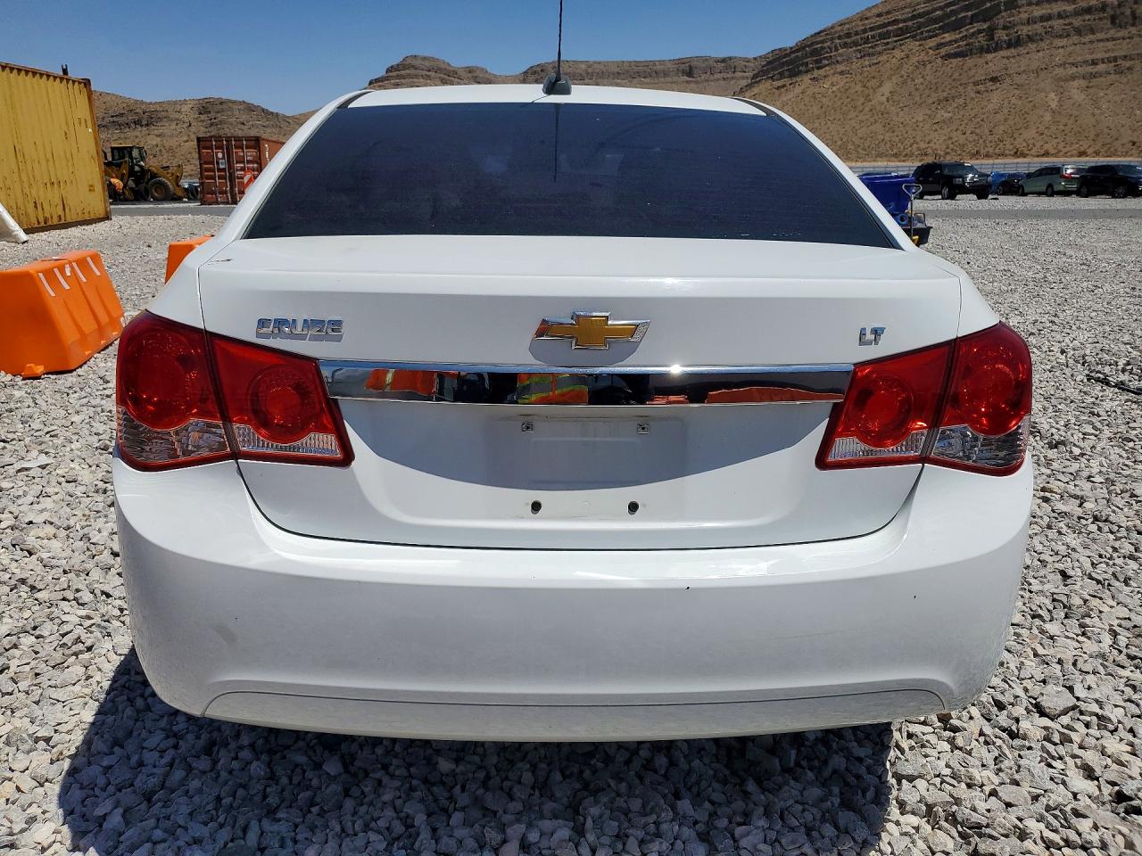 2015 Chevrolet Cruze Lt White vin: 1G1PE5SB4F7301049
