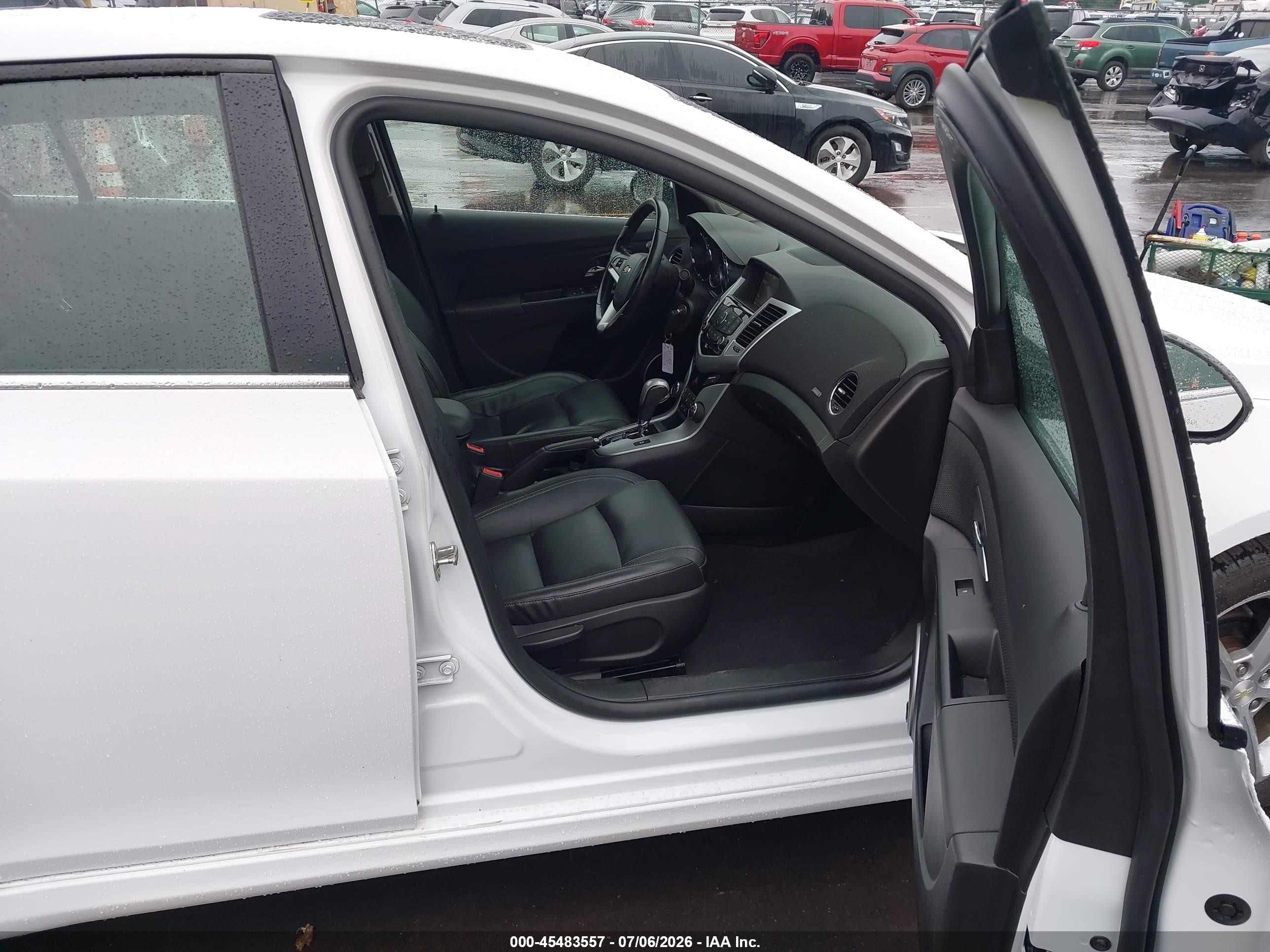 2014 Chevrolet Cruze 2lt Auto White vin: 1G1PE5SB5E7423868