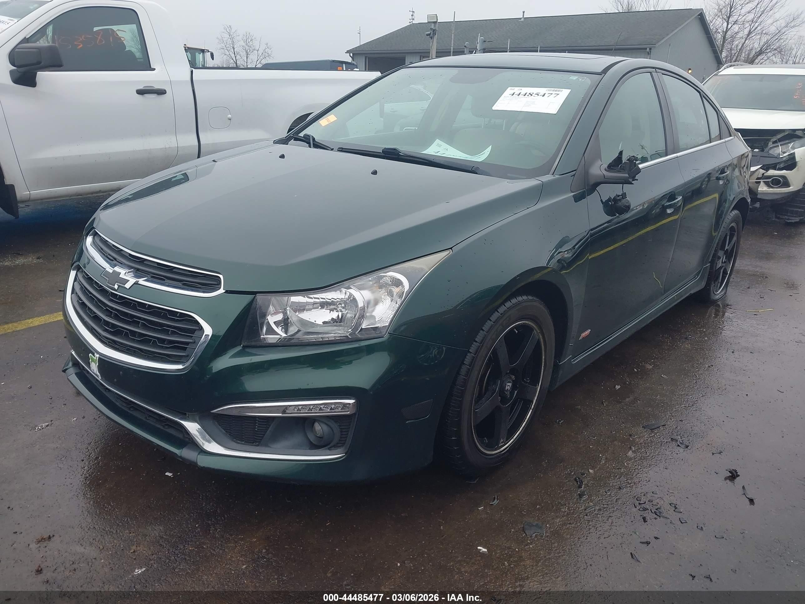 2015 Chevrolet Cruze 2lt Auto Green vin: 1G1PE5SB5F7270281