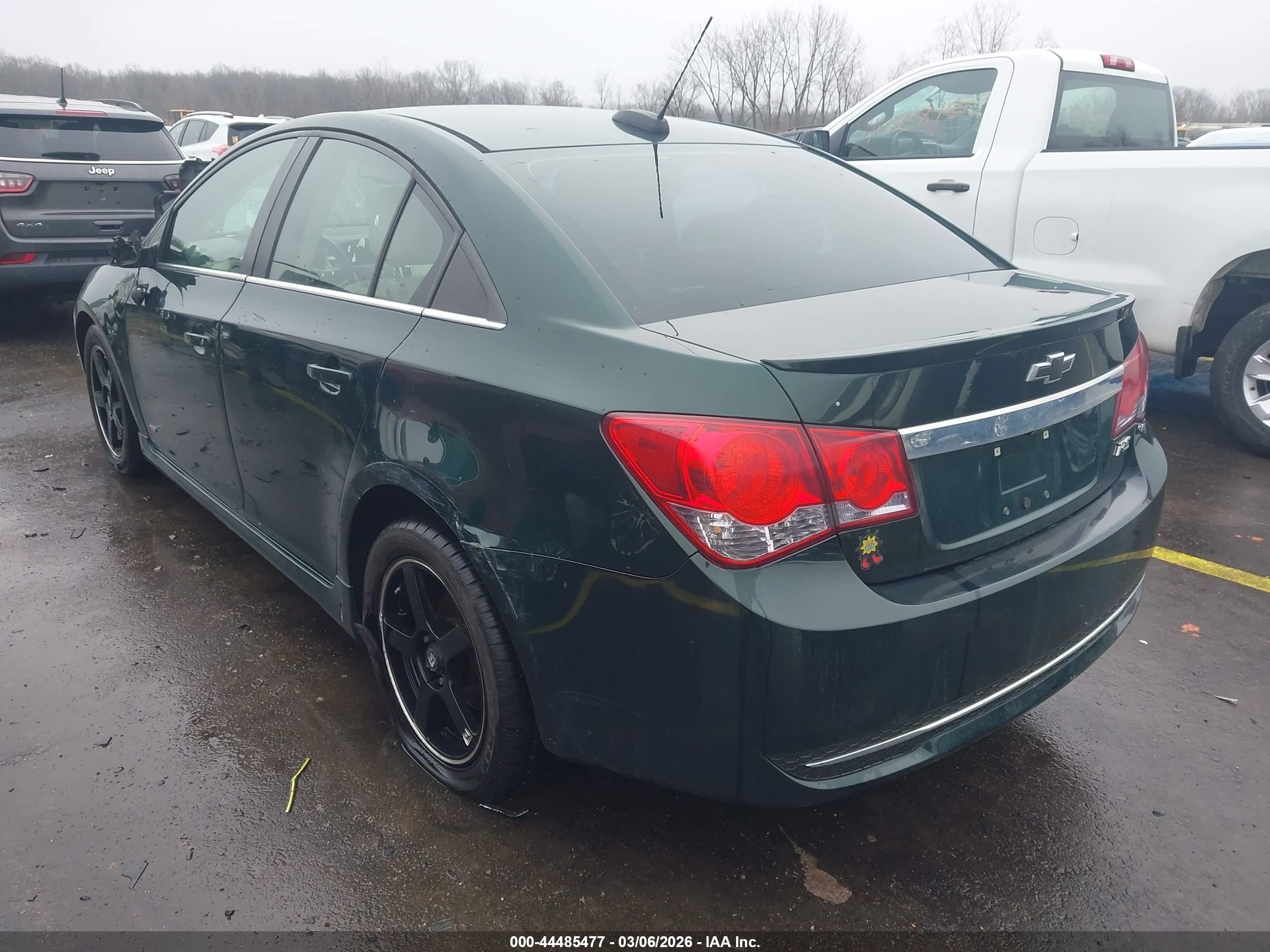 2015 Chevrolet Cruze 2lt Auto Green vin: 1G1PE5SB5F7270281