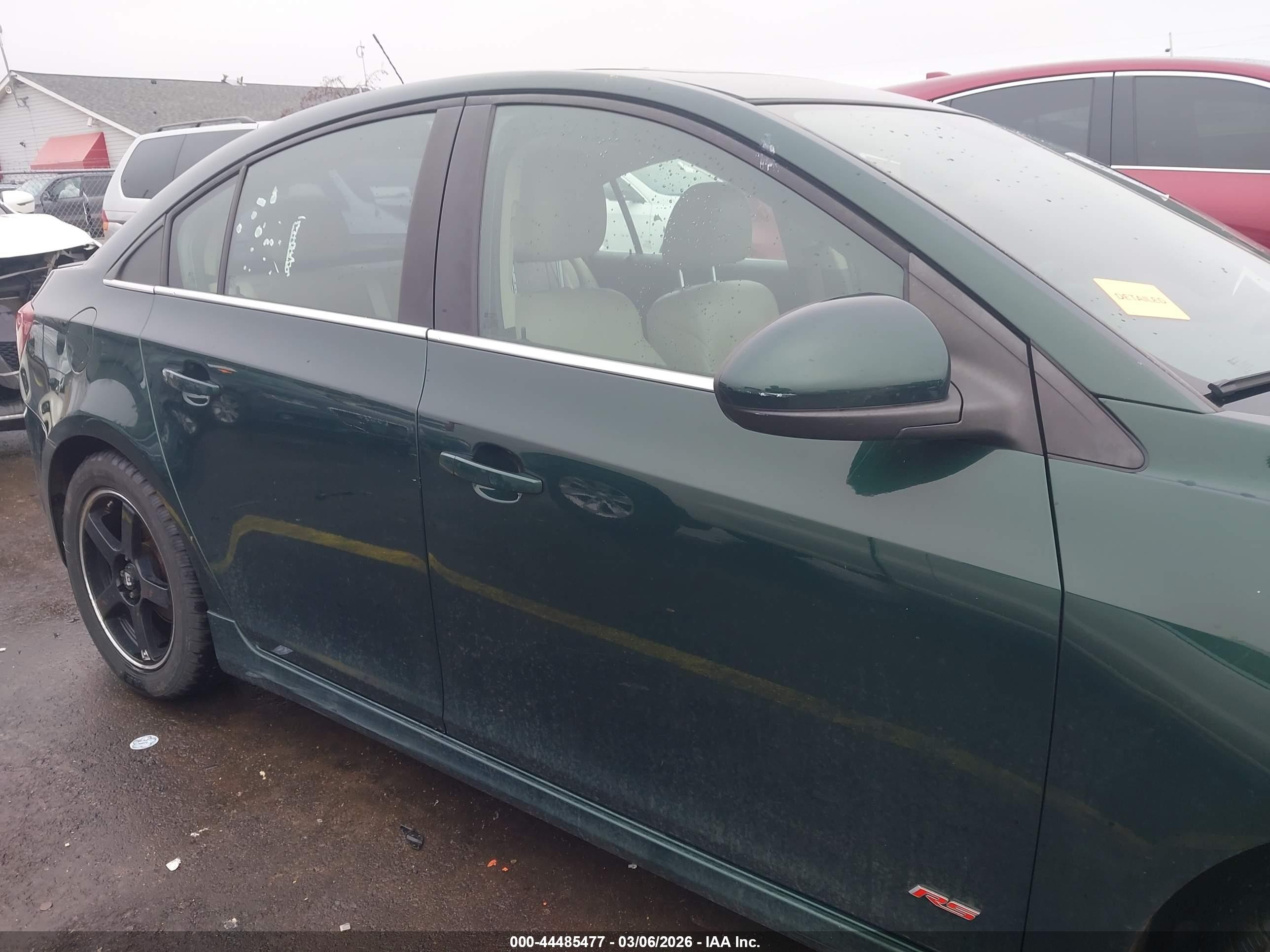 2015 Chevrolet Cruze 2lt Auto Green vin: 1G1PE5SB5F7270281
