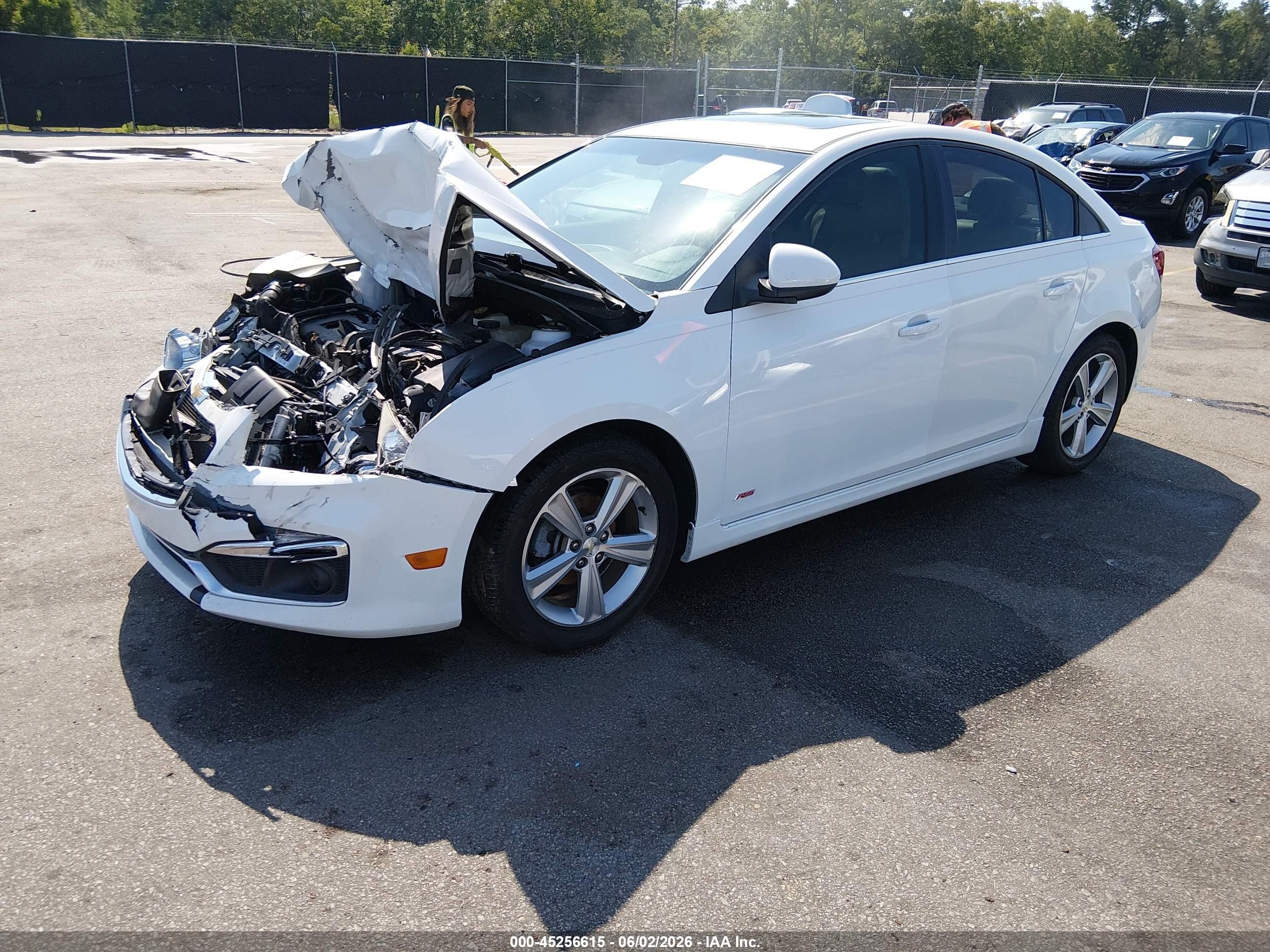 2015 Chevrolet Cruze 2lt Auto Белый vin: 1G1PE5SB5F7283774