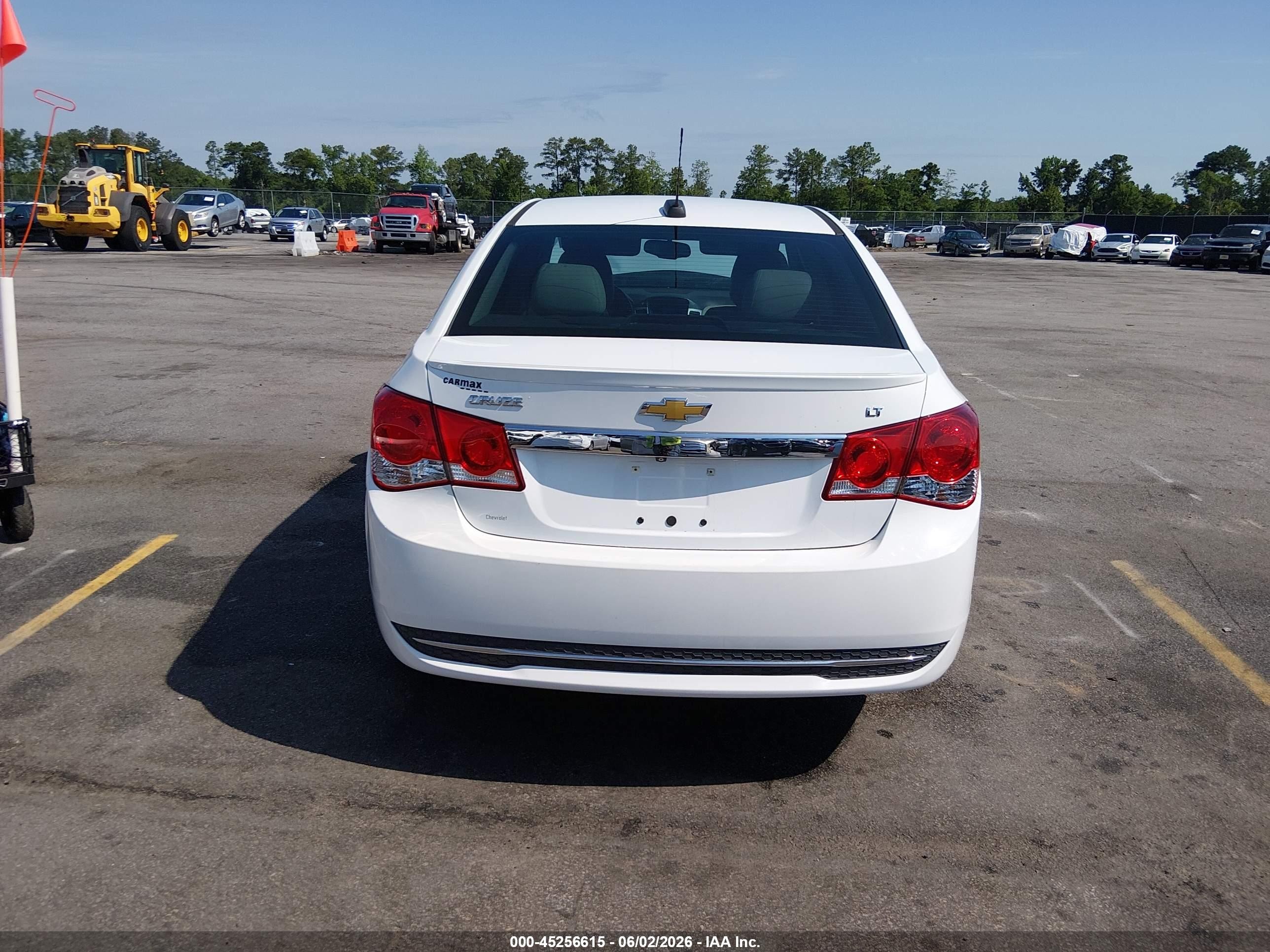 2015 Chevrolet Cruze 2lt Auto Белый vin: 1G1PE5SB5F7283774