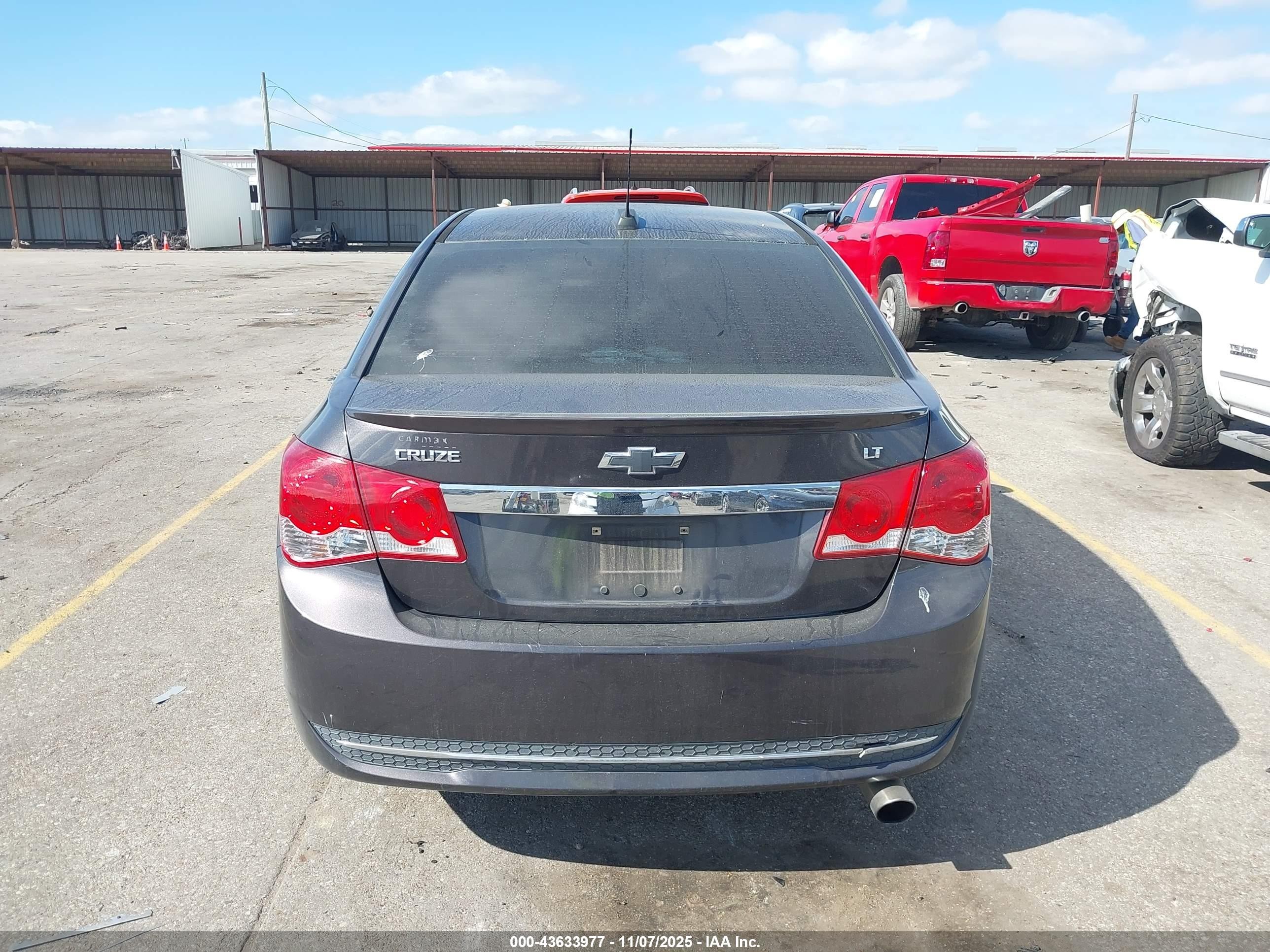 2016 Chevrolet Cruze Limited 1lt Auto Серый vin: 1G1PE5SB5G7212902