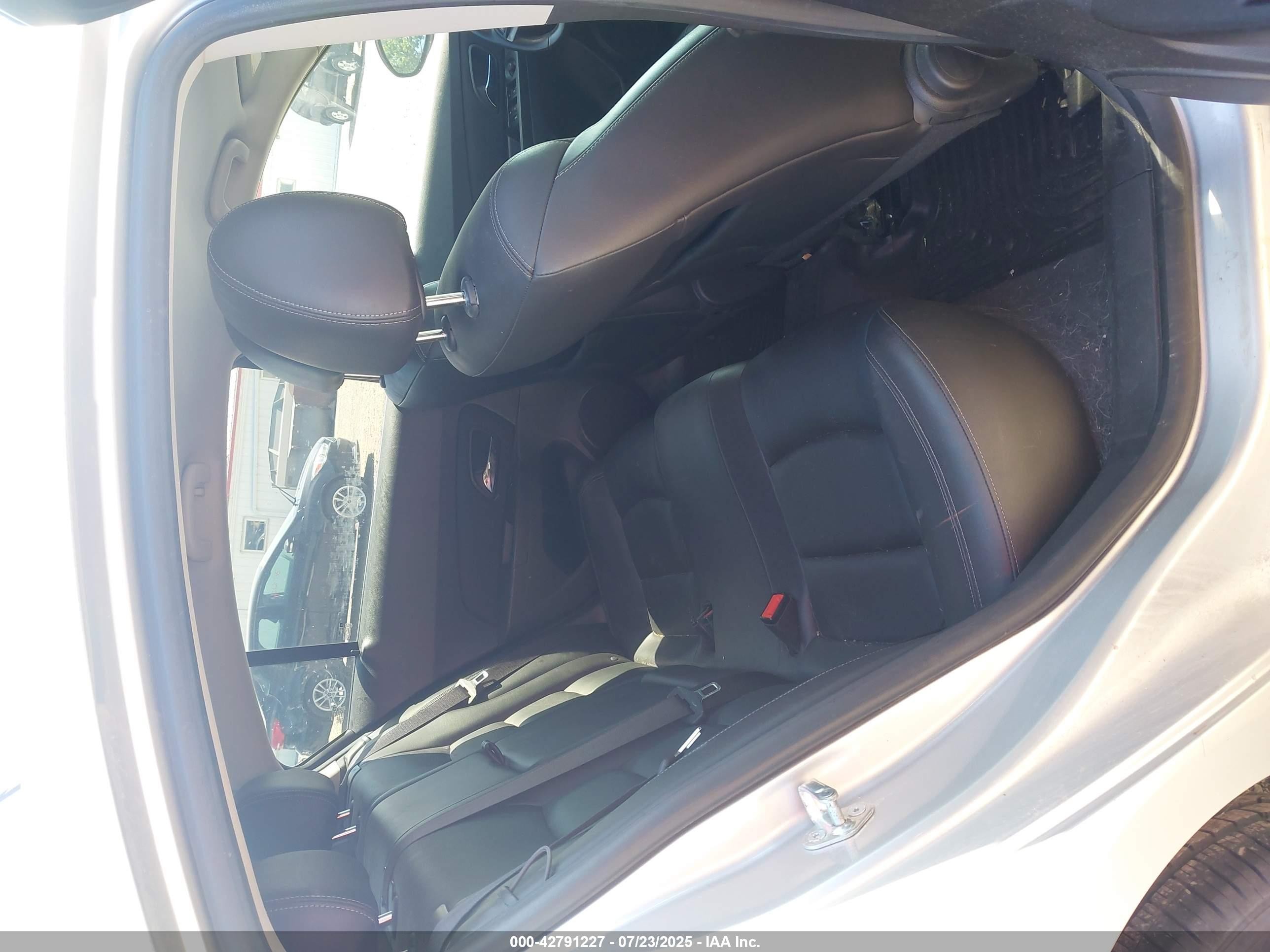 2013 Chevrolet Cruze 2lt Auto Silver vin: 1G1PE5SB6D7144282