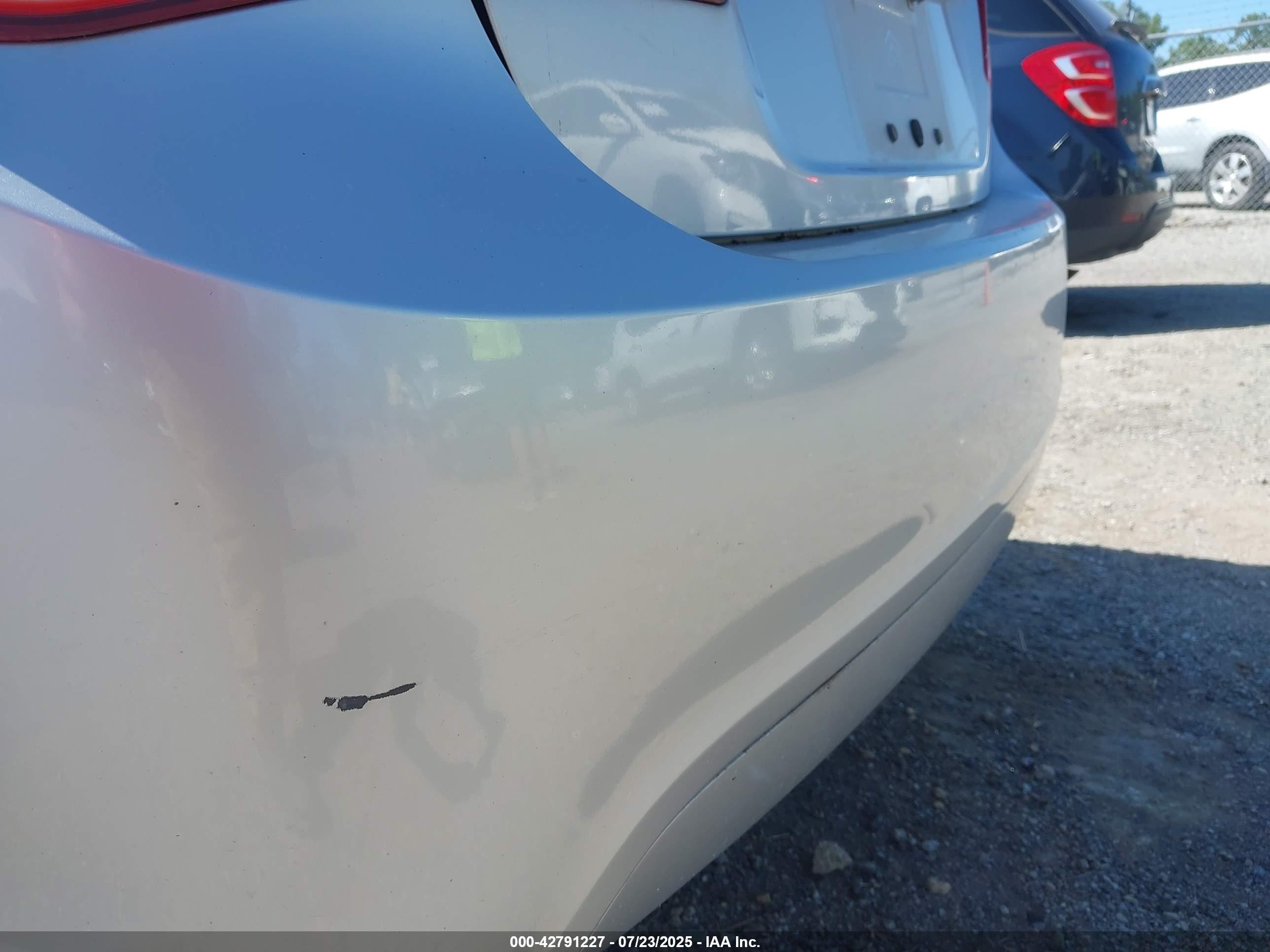 2013 Chevrolet Cruze 2lt Auto Silver vin: 1G1PE5SB6D7144282