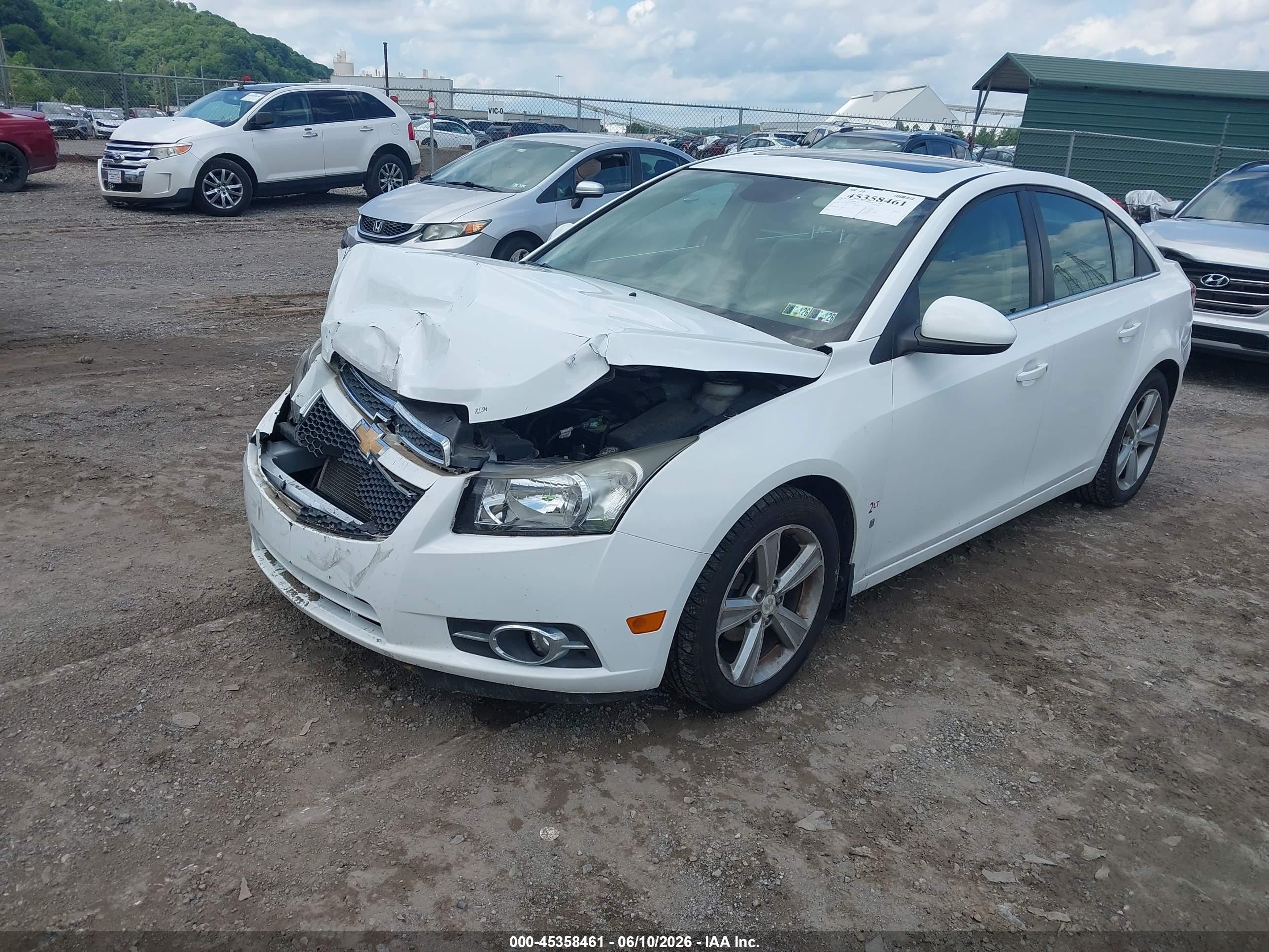 2013 Chevrolet Cruze 2lt Auto Белый vin: 1G1PE5SB6D7210782