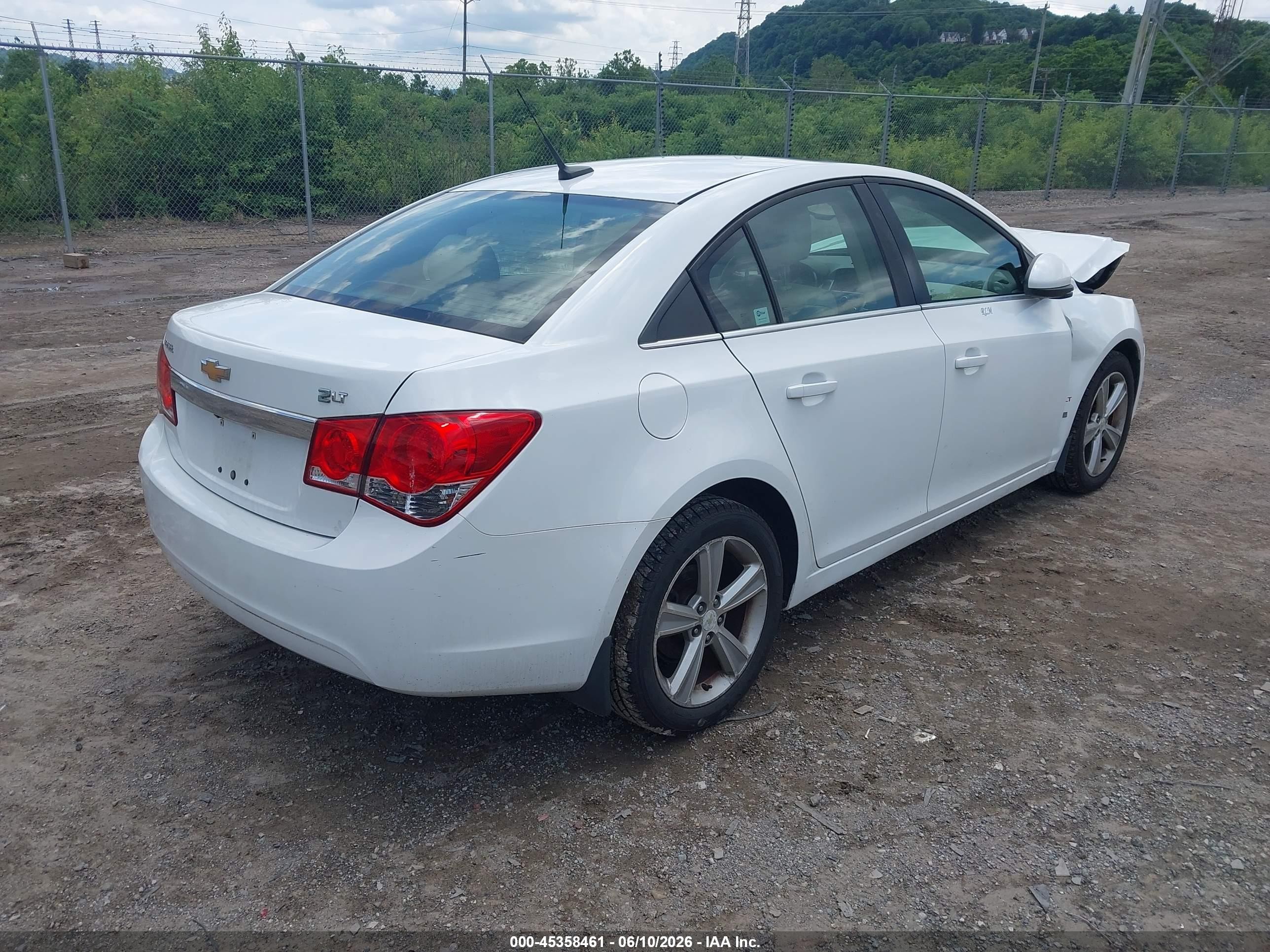 2013 Chevrolet Cruze 2lt Auto Белый vin: 1G1PE5SB6D7210782