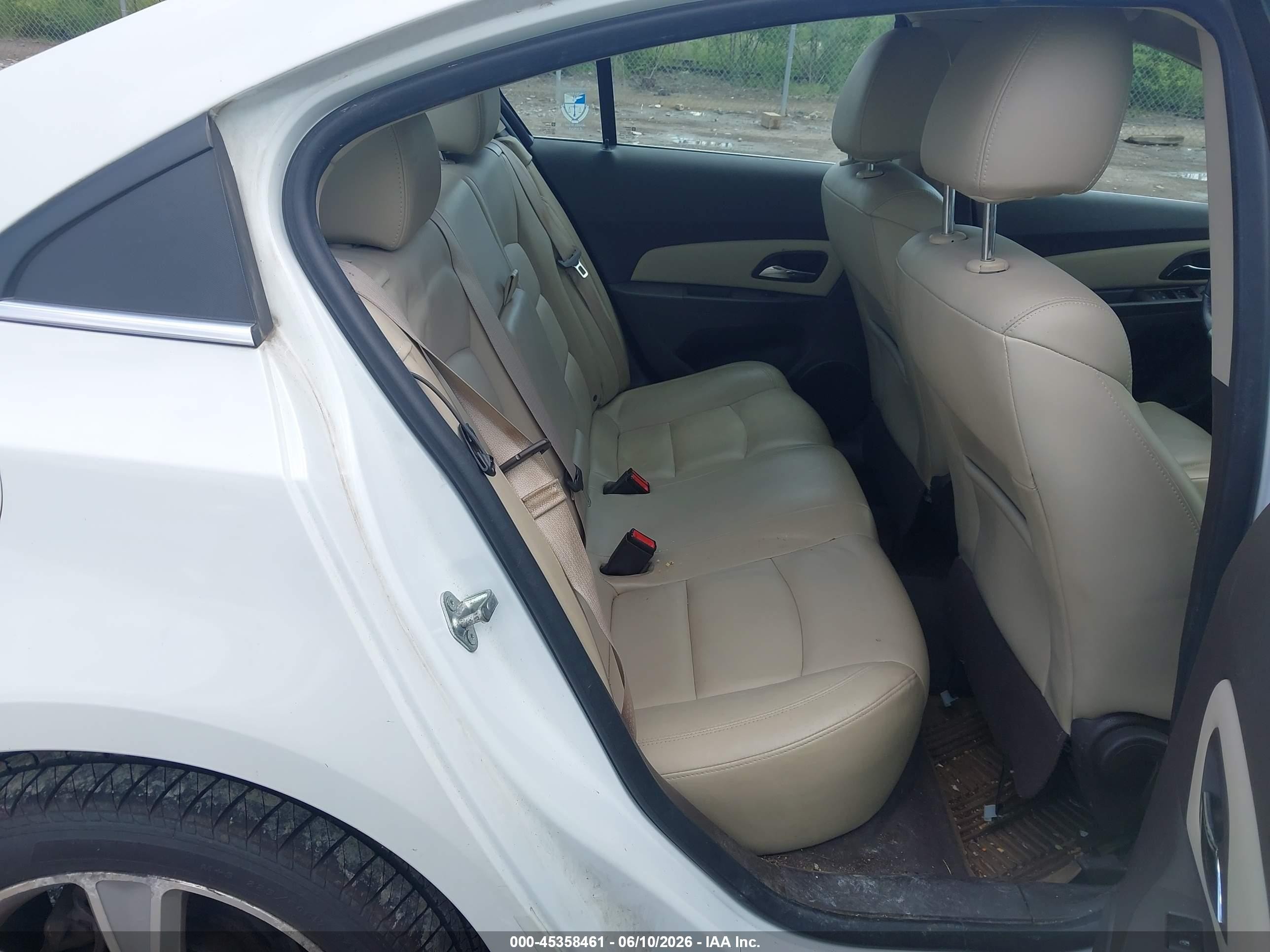 2013 Chevrolet Cruze 2lt Auto Белый vin: 1G1PE5SB6D7210782