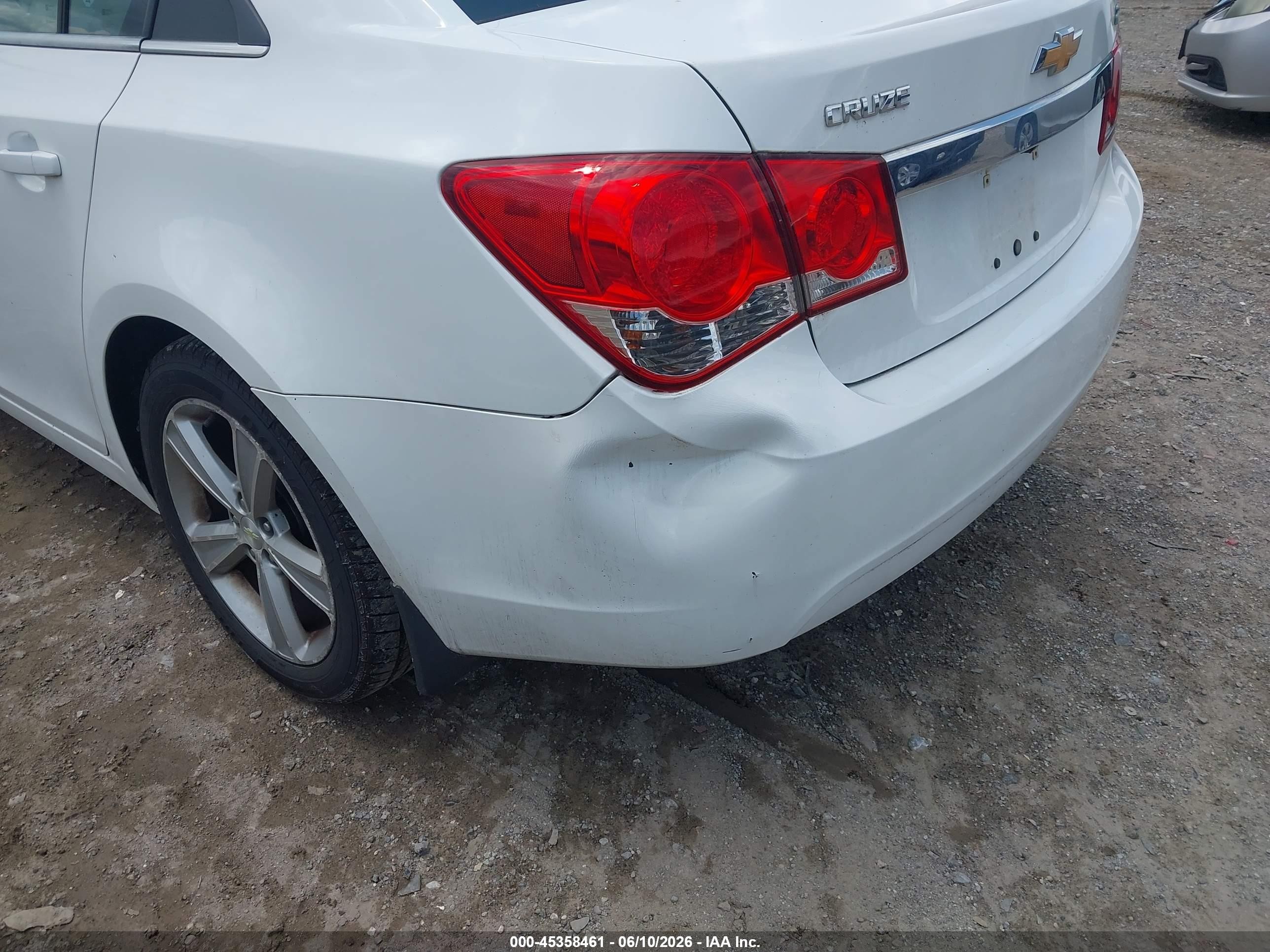 2013 Chevrolet Cruze 2lt Auto Белый vin: 1G1PE5SB6D7210782