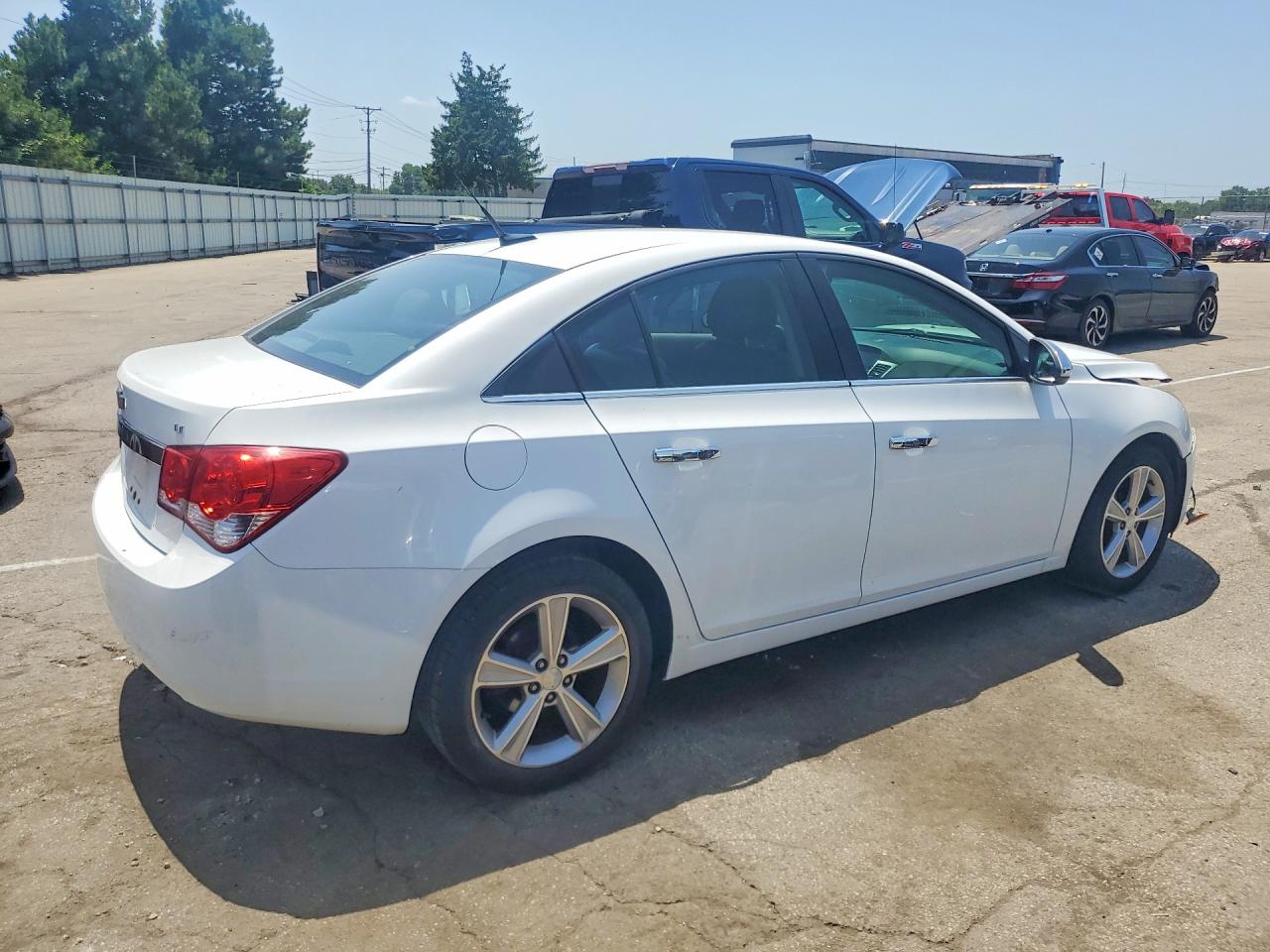 2014 Chevrolet Cruze Lt White vin: 1G1PE5SB6E7392503