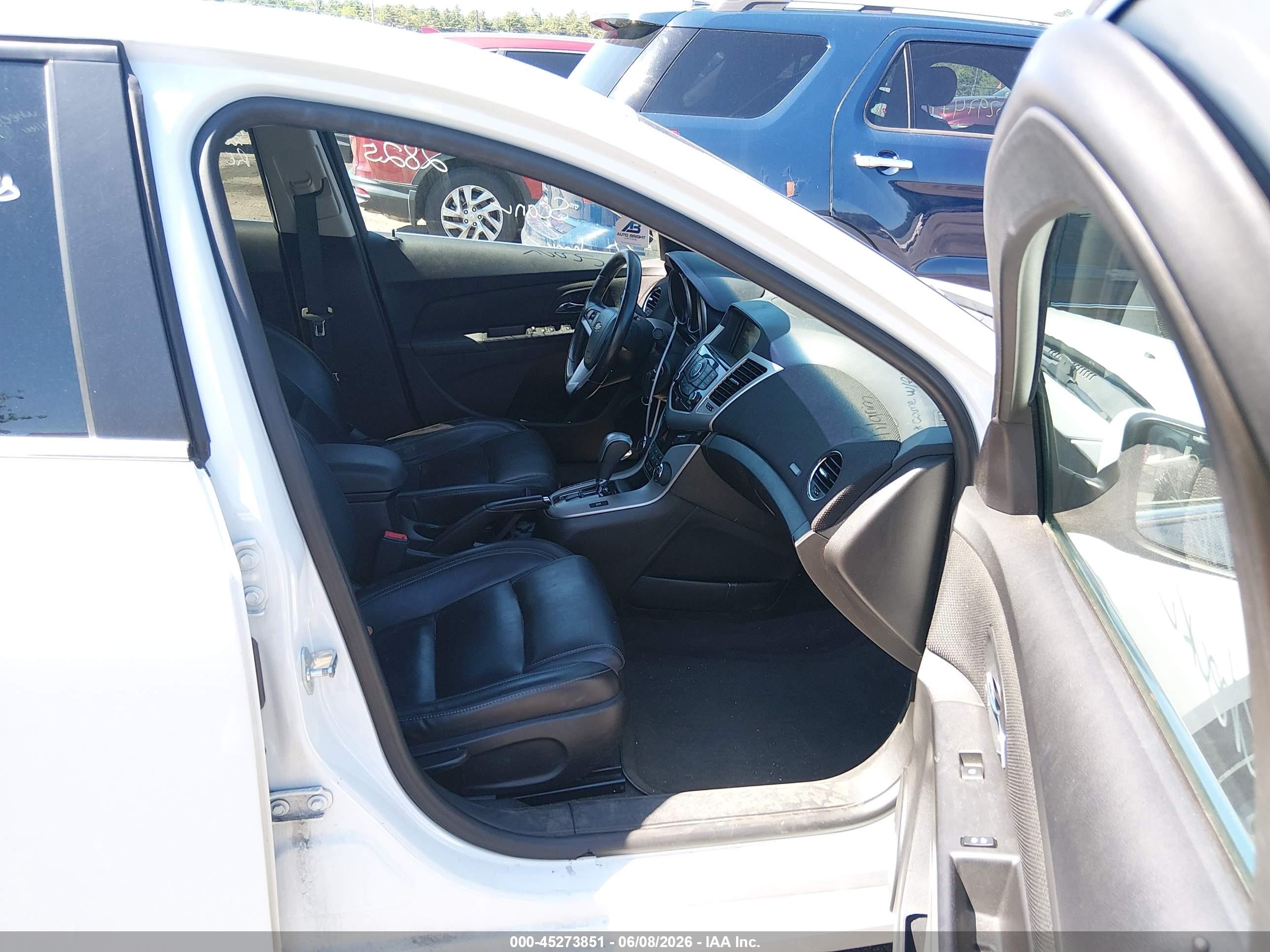 2015 Chevrolet Cruze 2lt Auto White vin: 1G1PE5SB6F7295612