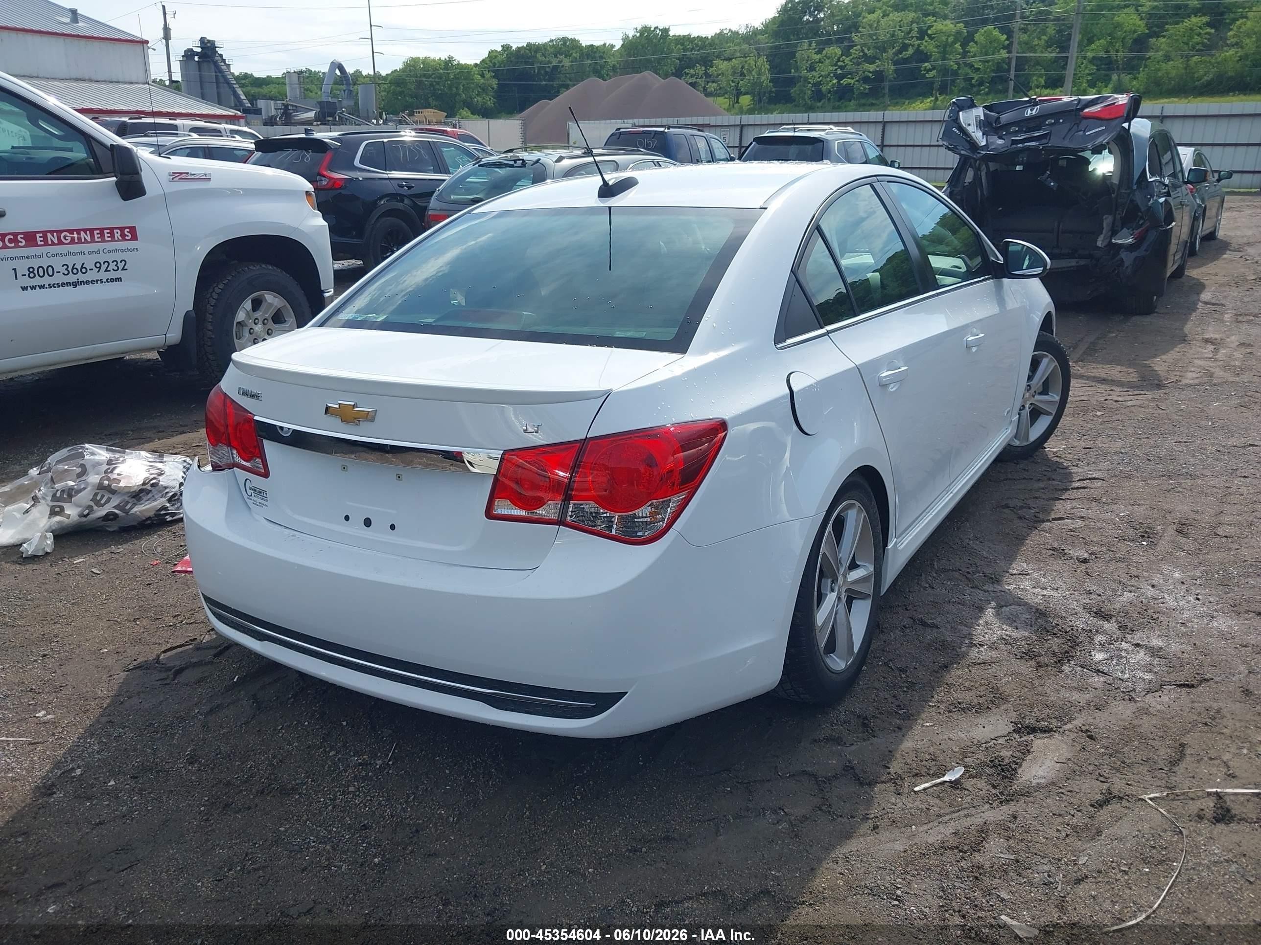 2015 Chevrolet Cruze 2lt Auto White vin: 1G1PE5SB7F7107745