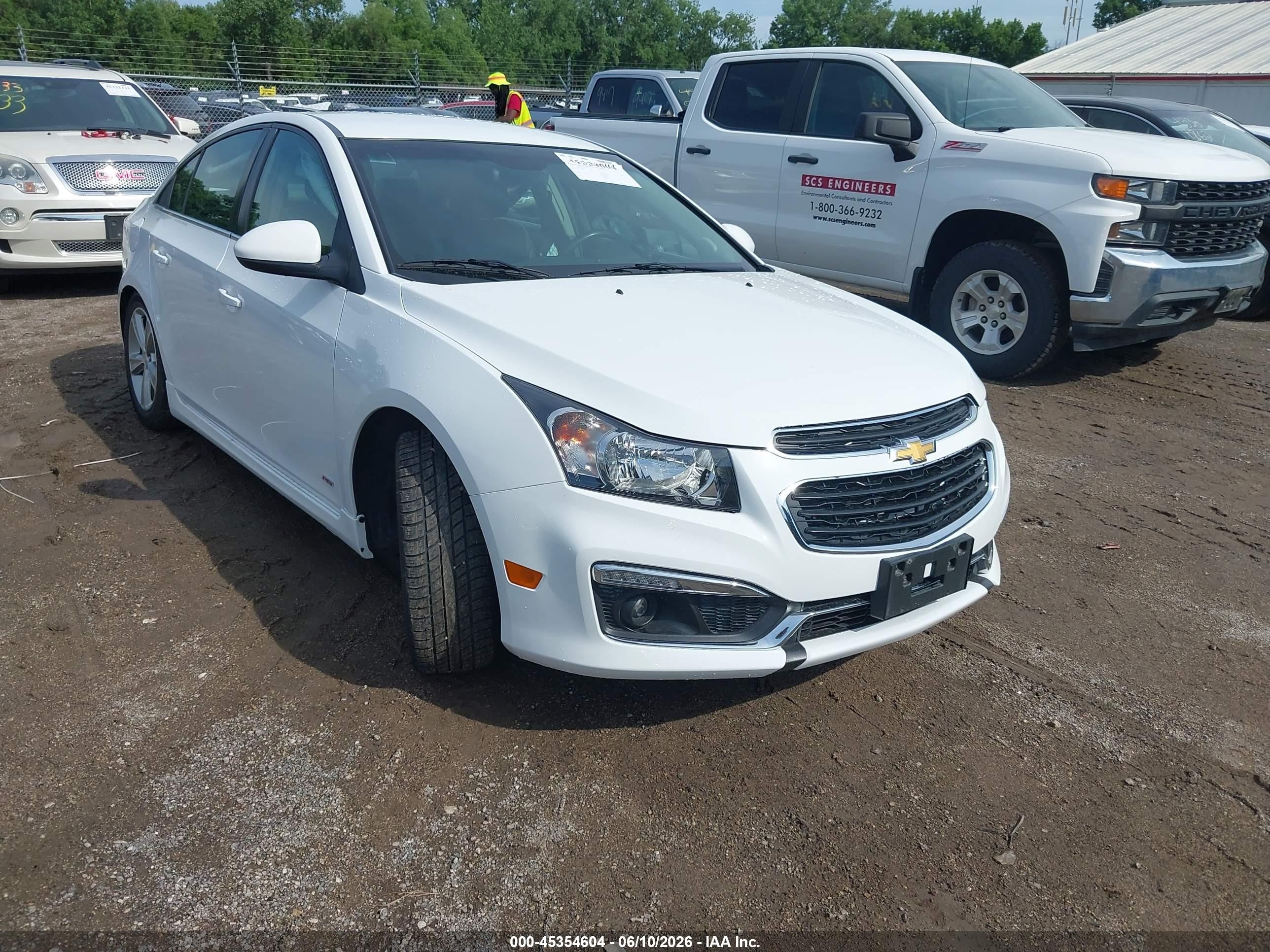 2015 Chevrolet Cruze 2lt Auto White vin: 1G1PE5SB7F7107745