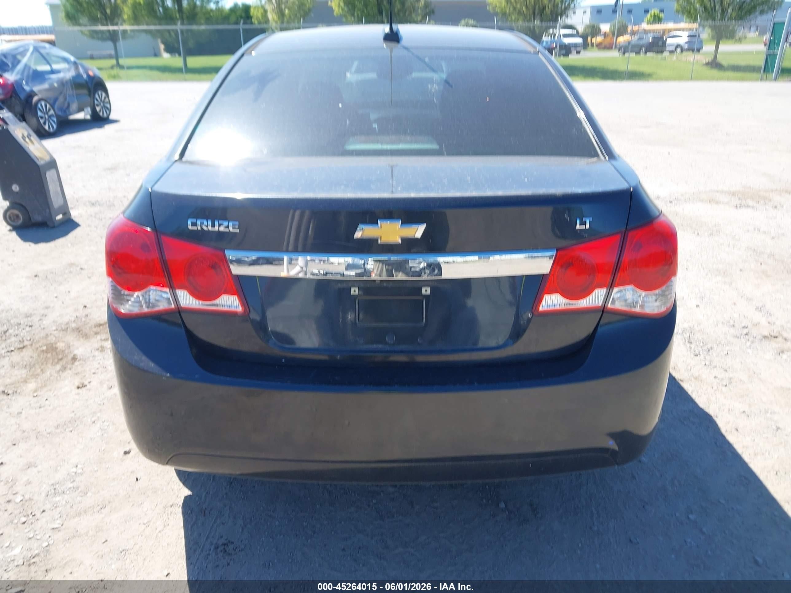 2016 Chevrolet Cruze Limited 1lt Auto Серый vin: 1G1PE5SB7G7210620