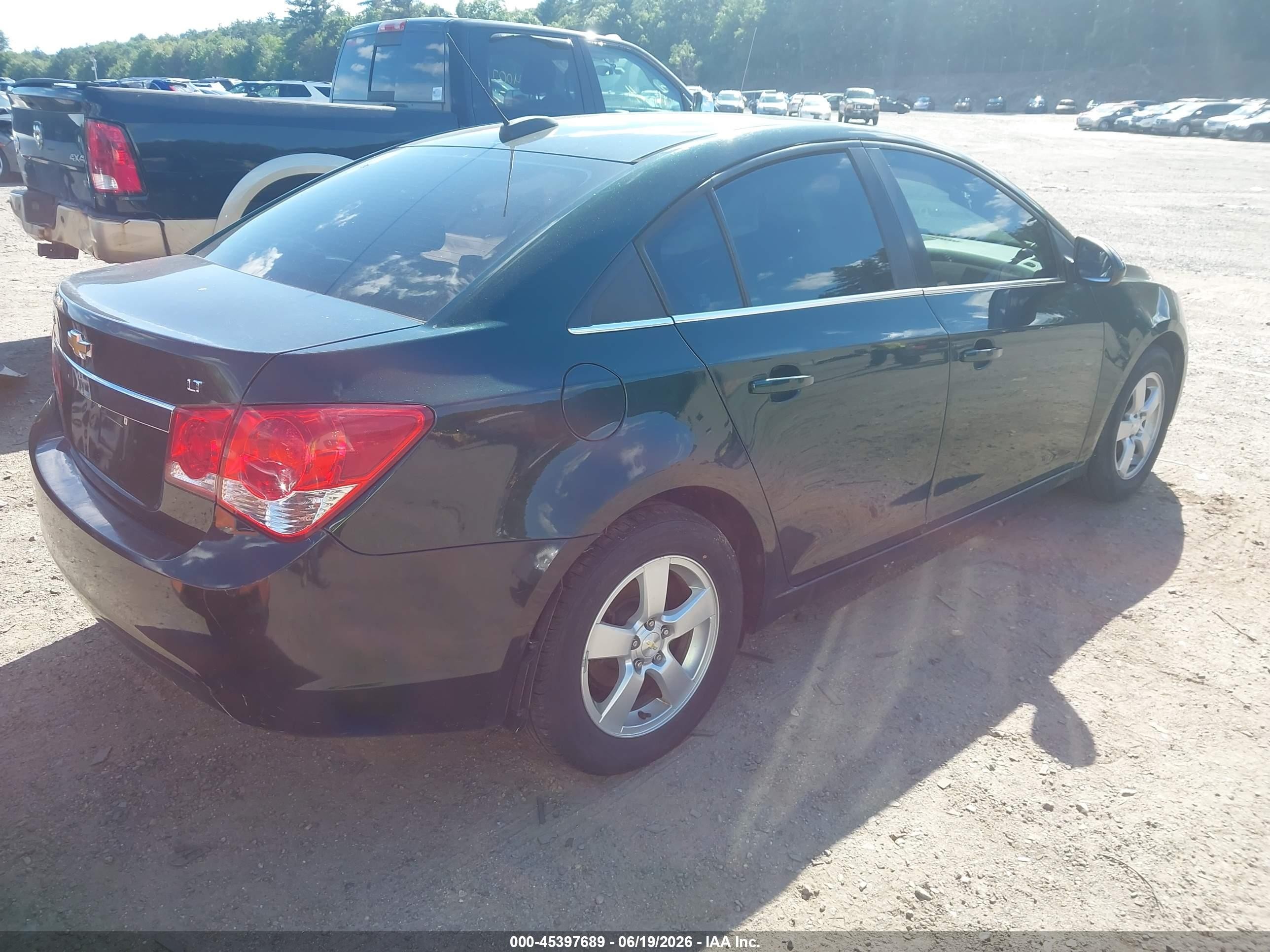 2015 Chevrolet Cruze 2lt Auto Green vin: 1G1PE5SB8F7182292