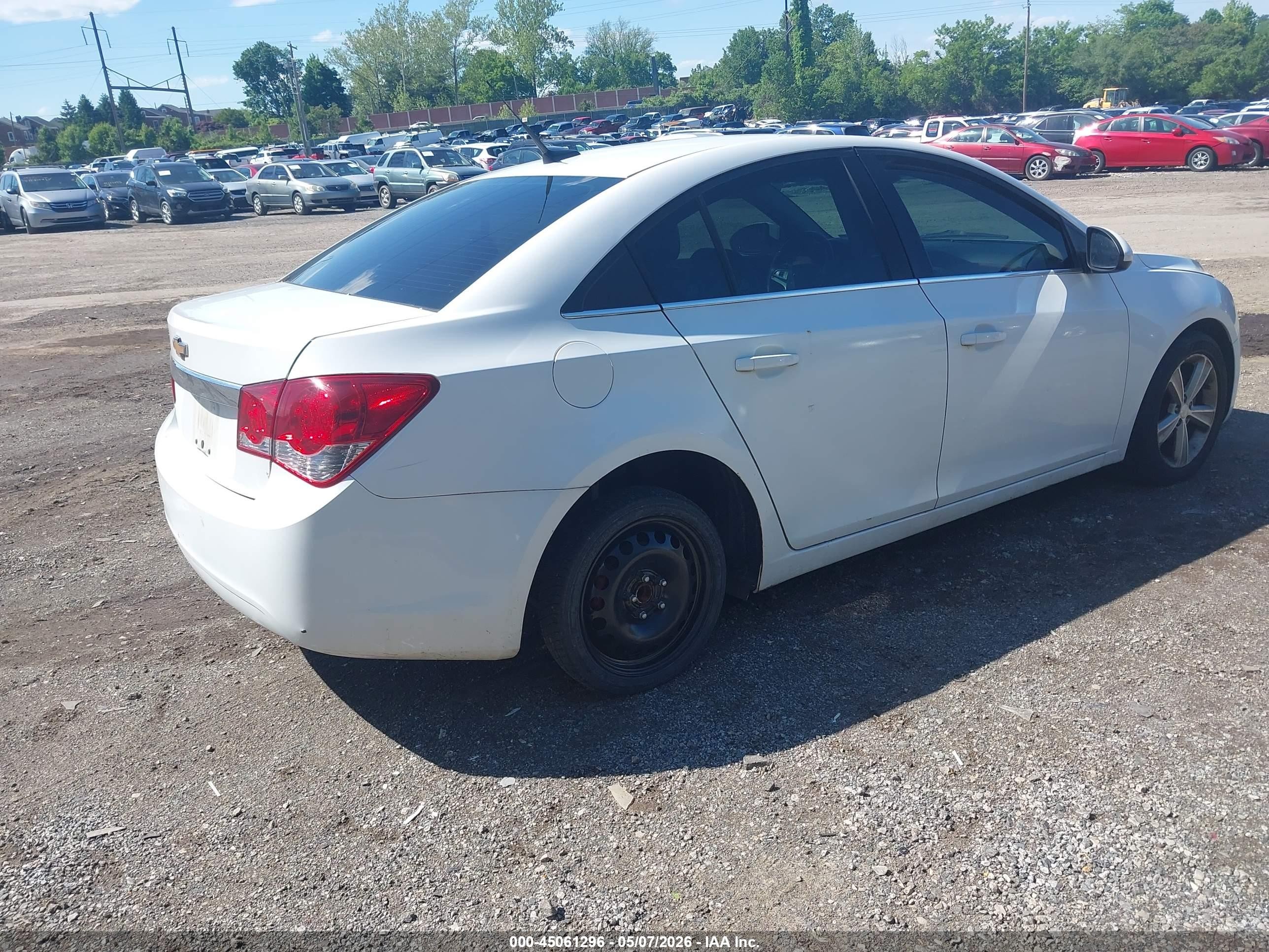 2013 Chevrolet Cruze 2lt Auto White vin: 1G1PE5SBXD7182162