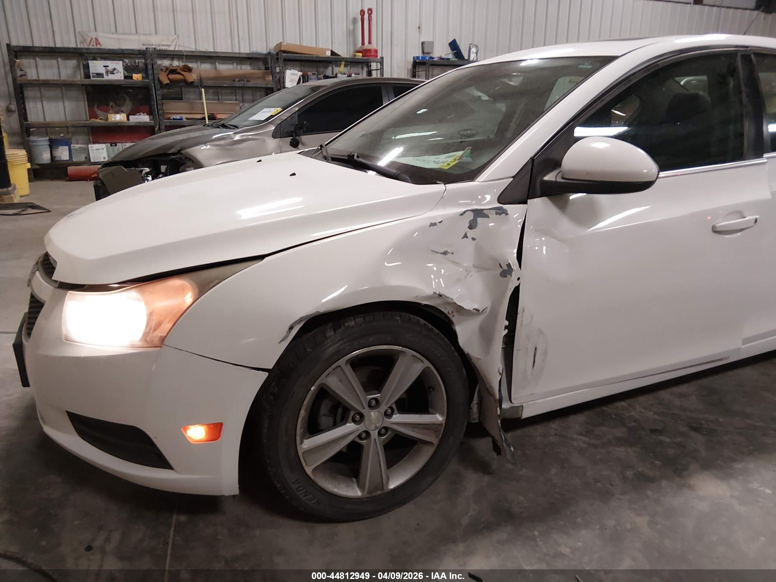 2014 Chevrolet Cruze 2lt Auto White vin: 1G1PE5SBXE7119404