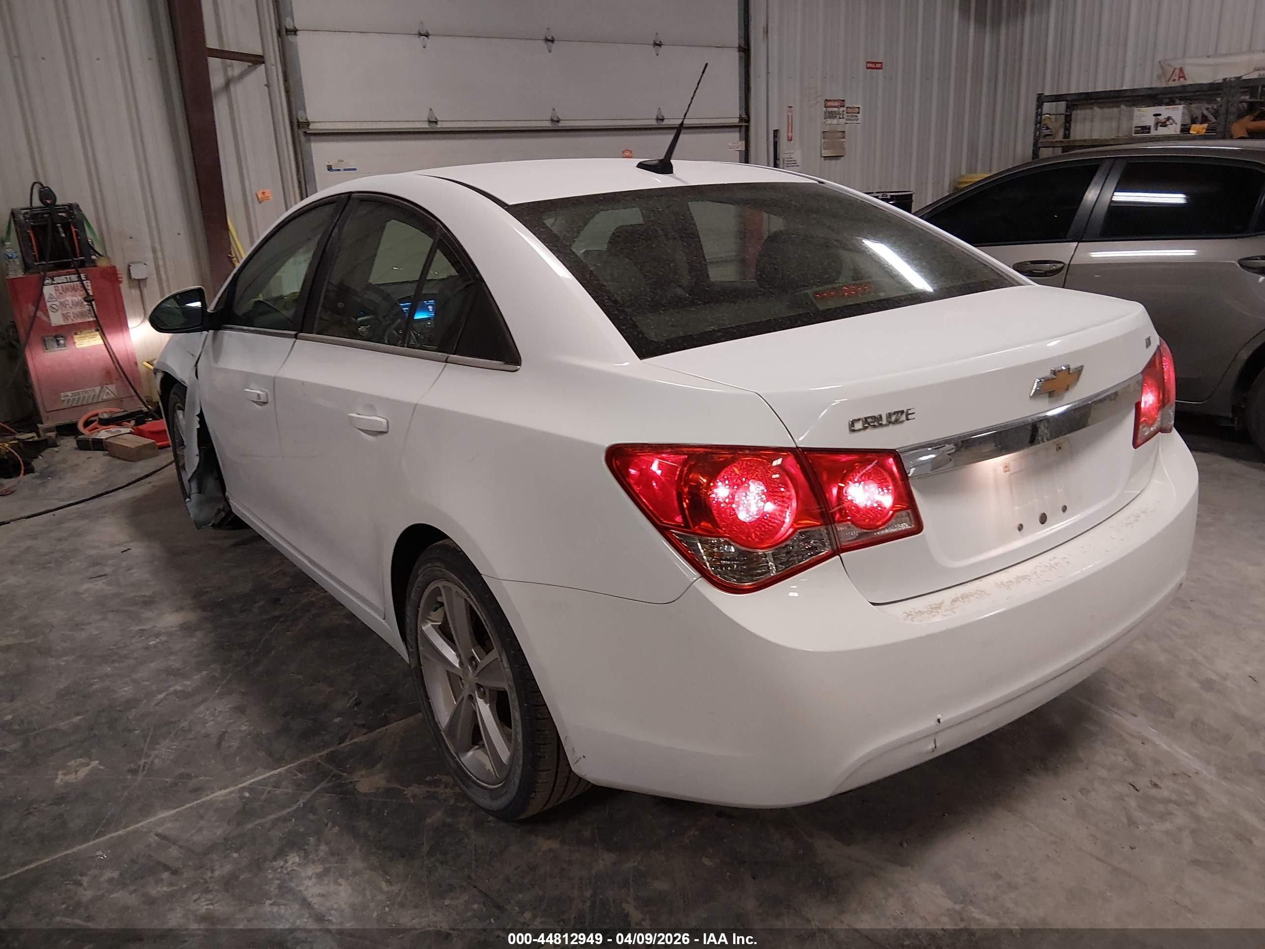 2014 Chevrolet Cruze 2lt Auto White vin: 1G1PE5SBXE7119404