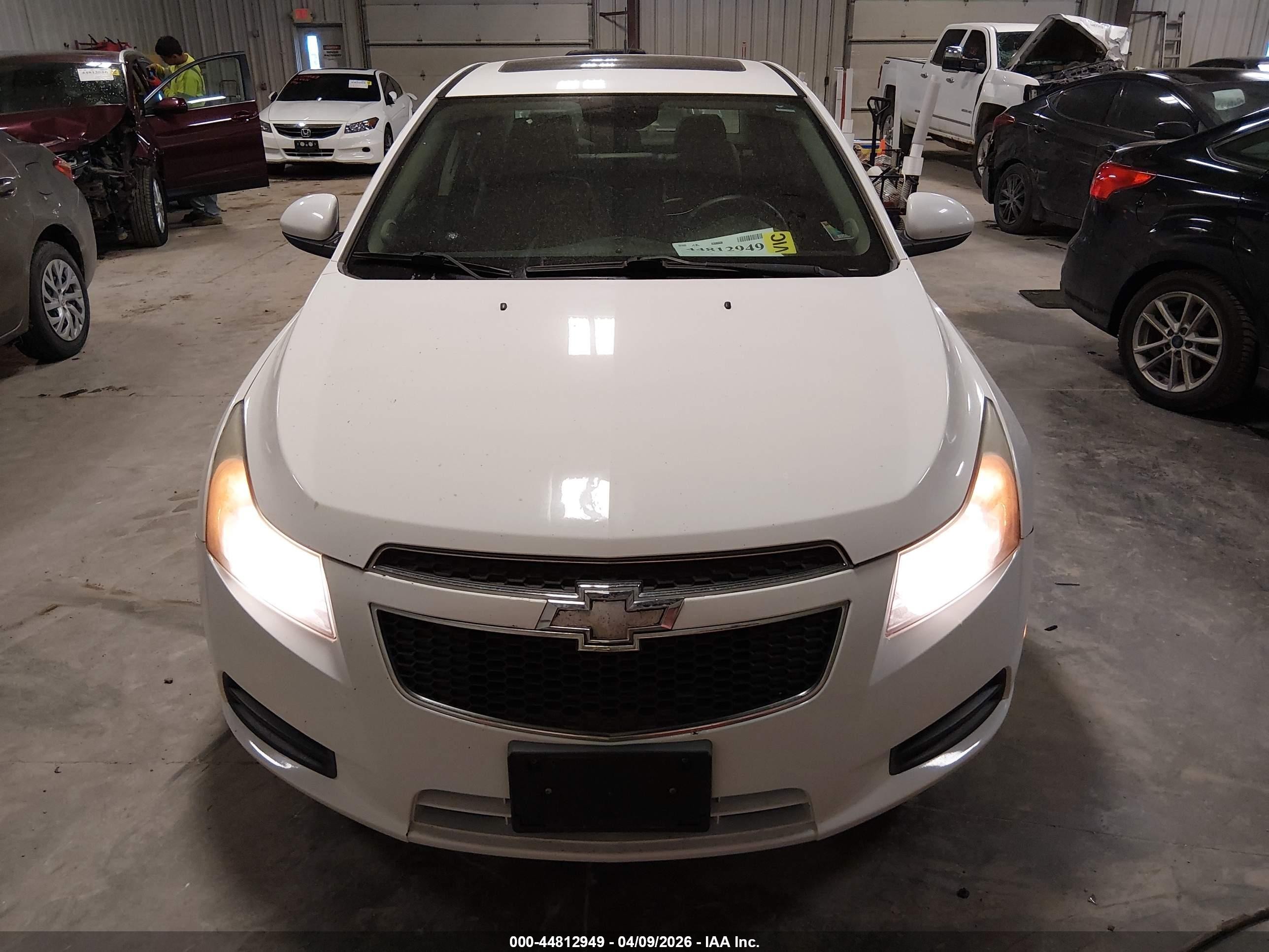 2014 Chevrolet Cruze 2lt Auto White vin: 1G1PE5SBXE7119404