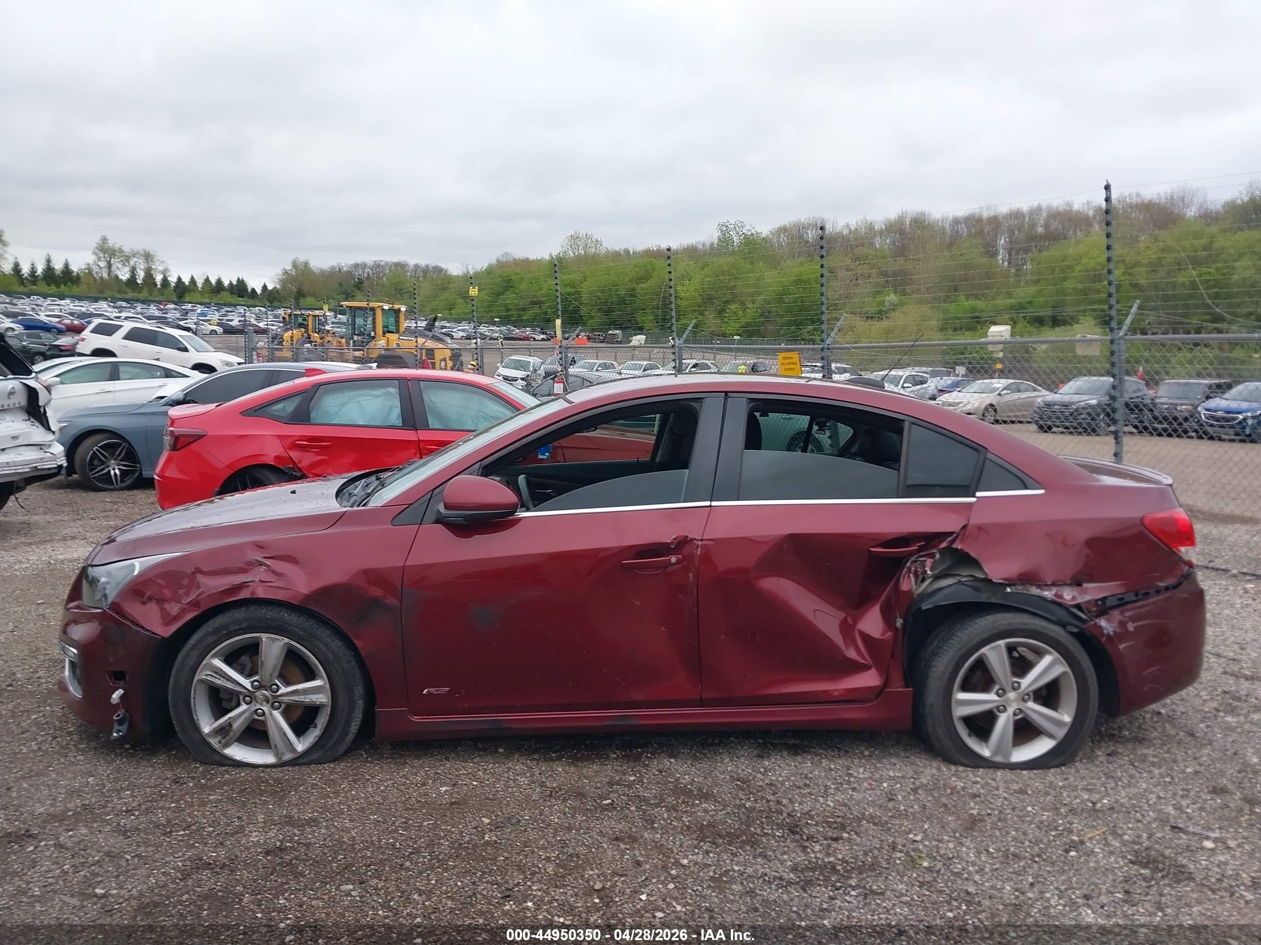 2015 Chevrolet Cruze 2lt Auto Red vin: 1G1PE5SBXF7121719