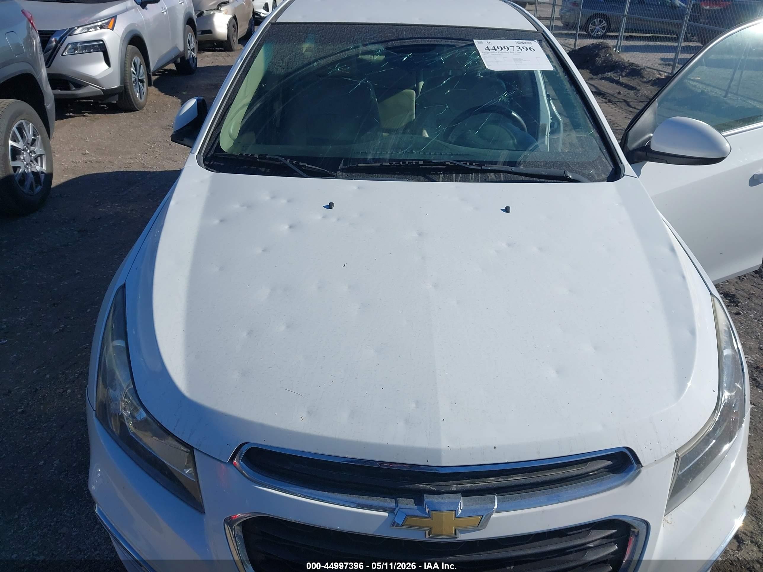 2015 Chevrolet Cruze 2lt Auto Серебряный vin: 1G1PE5SBXF7130615