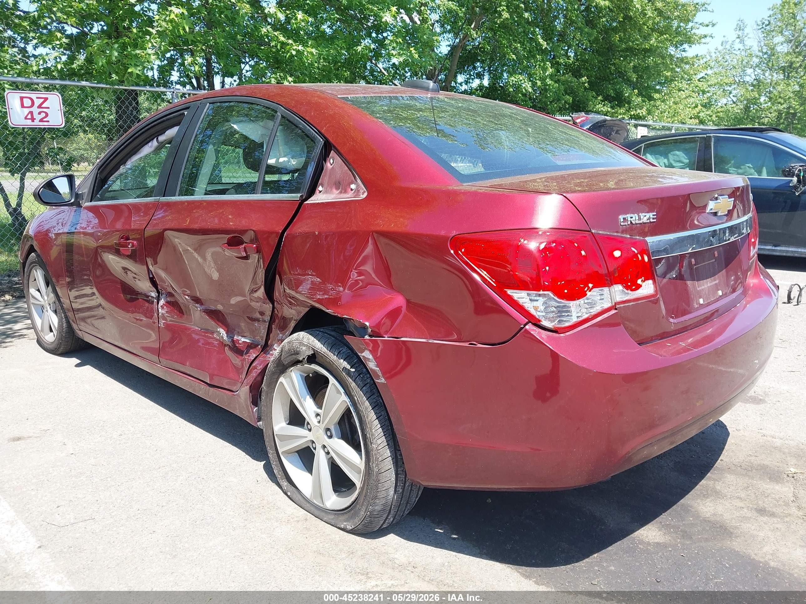 2015 Chevrolet Cruze 2lt Auto Red vin: 1G1PE5SBXF7178549