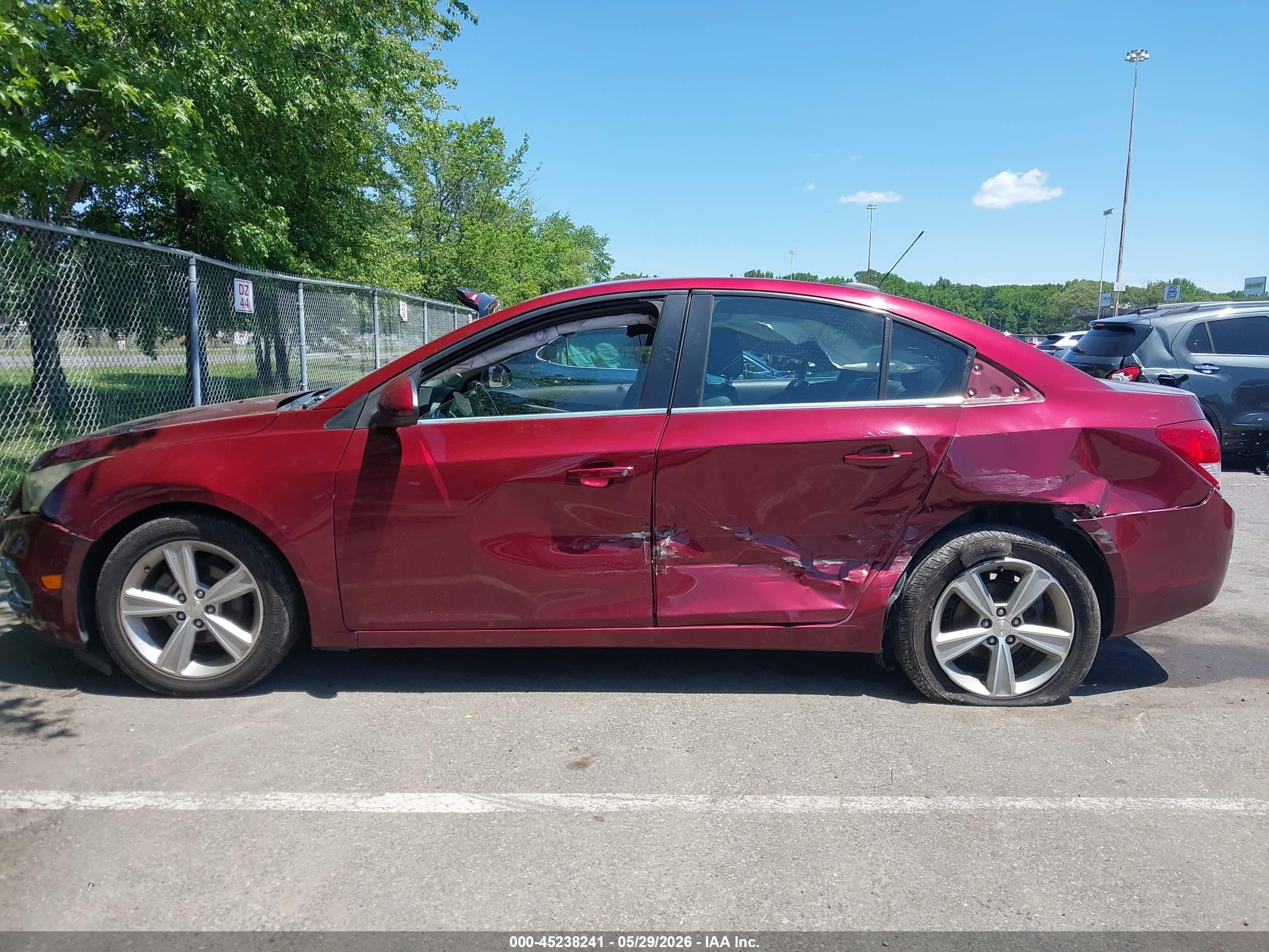 2015 Chevrolet Cruze 2lt Auto Red vin: 1G1PE5SBXF7178549