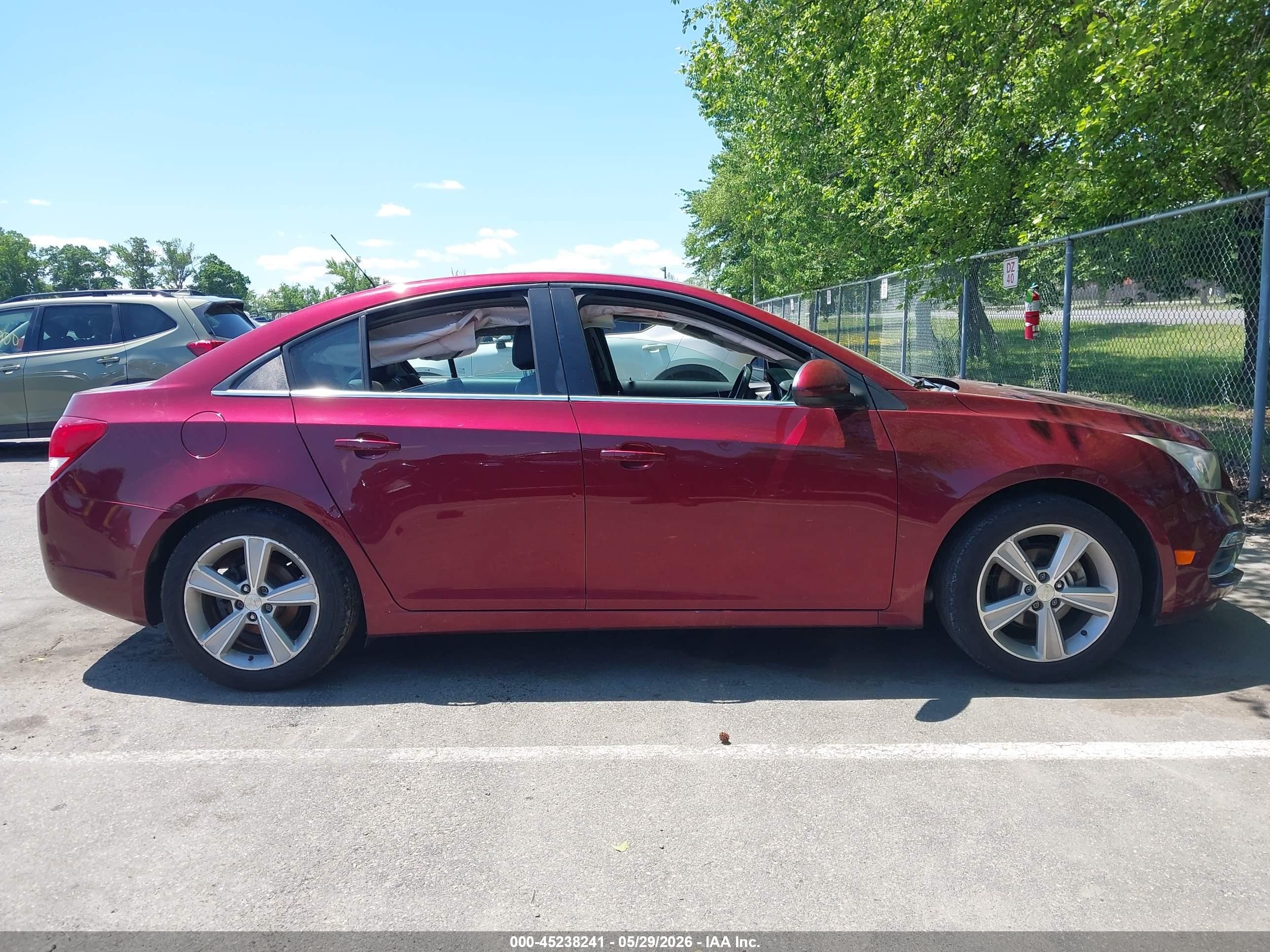 2015 Chevrolet Cruze 2lt Auto Red vin: 1G1PE5SBXF7178549