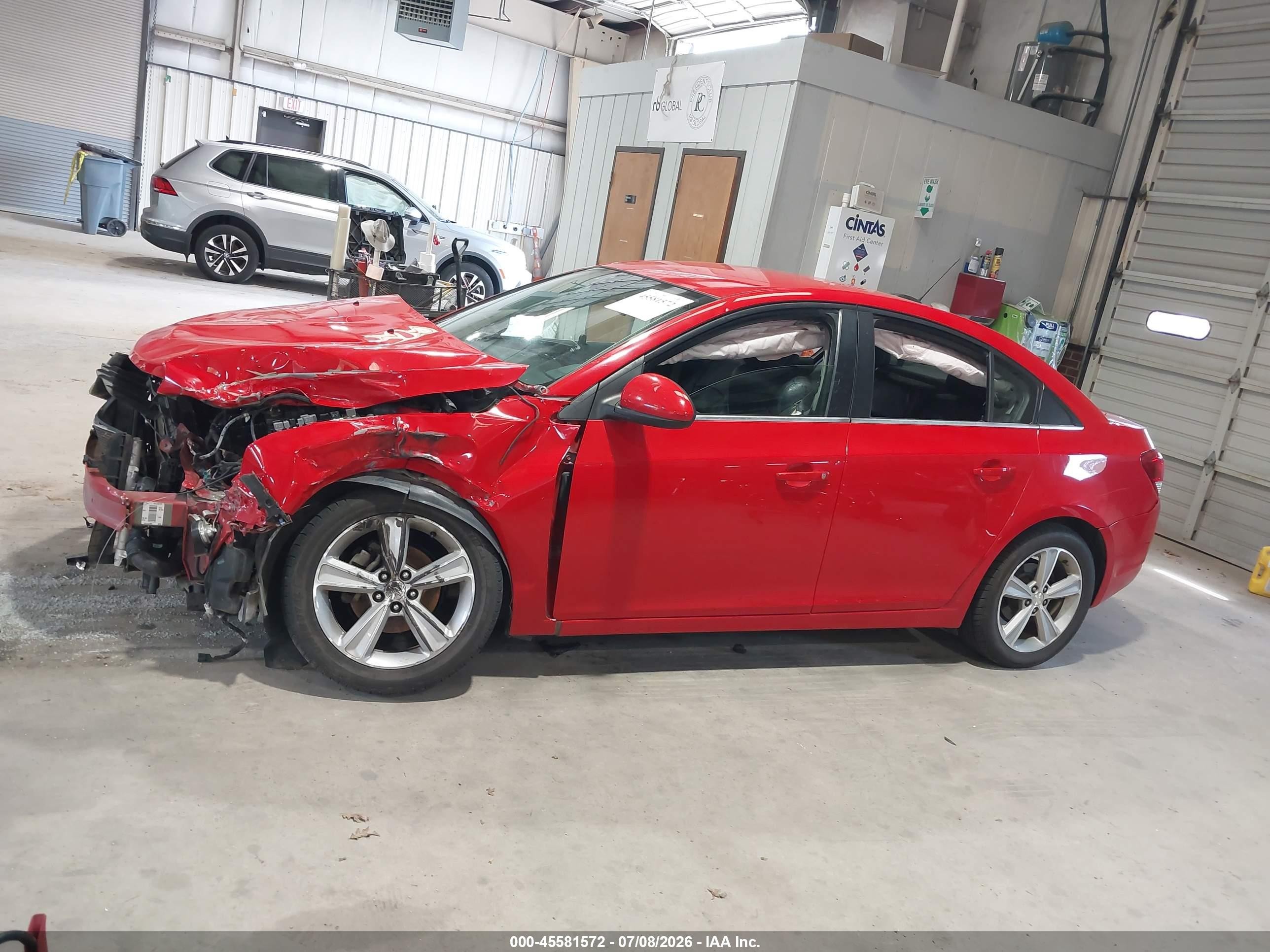 2015 Chevrolet Cruze 2lt Auto Red vin: 1G1PE5SBXF7232092
