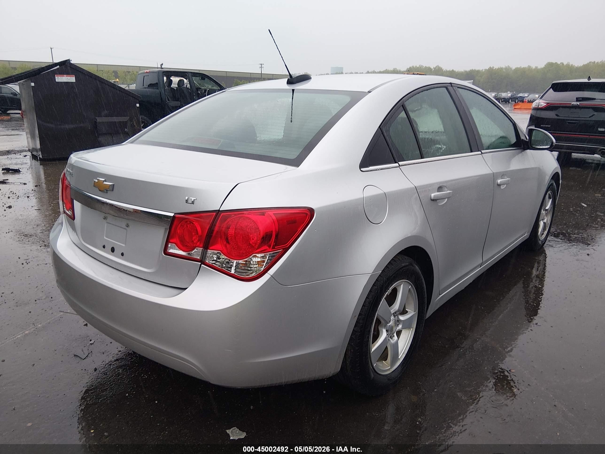 2016 Chevrolet Cruze Limited 1lt Auto Серебряный vin: 1G1PE5SBXG7200633