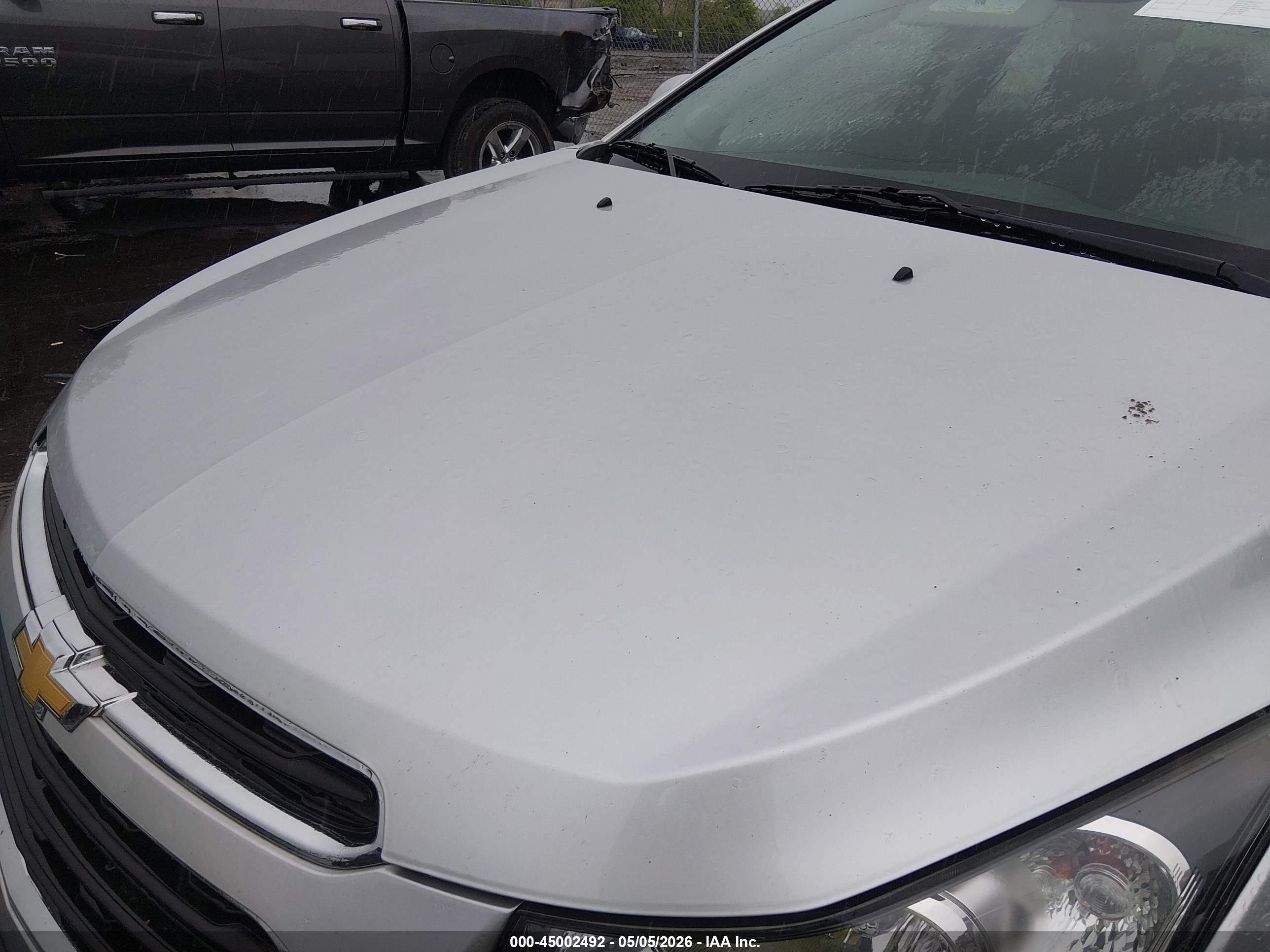 2016 Chevrolet Cruze Limited 1lt Auto Серебряный vin: 1G1PE5SBXG7200633