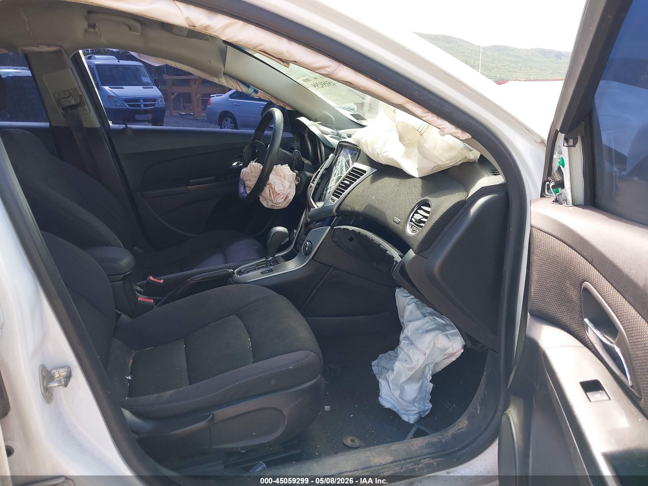 2012 Chevrolet Cruze Lt White vin: 1G1PE5SC7C7364733