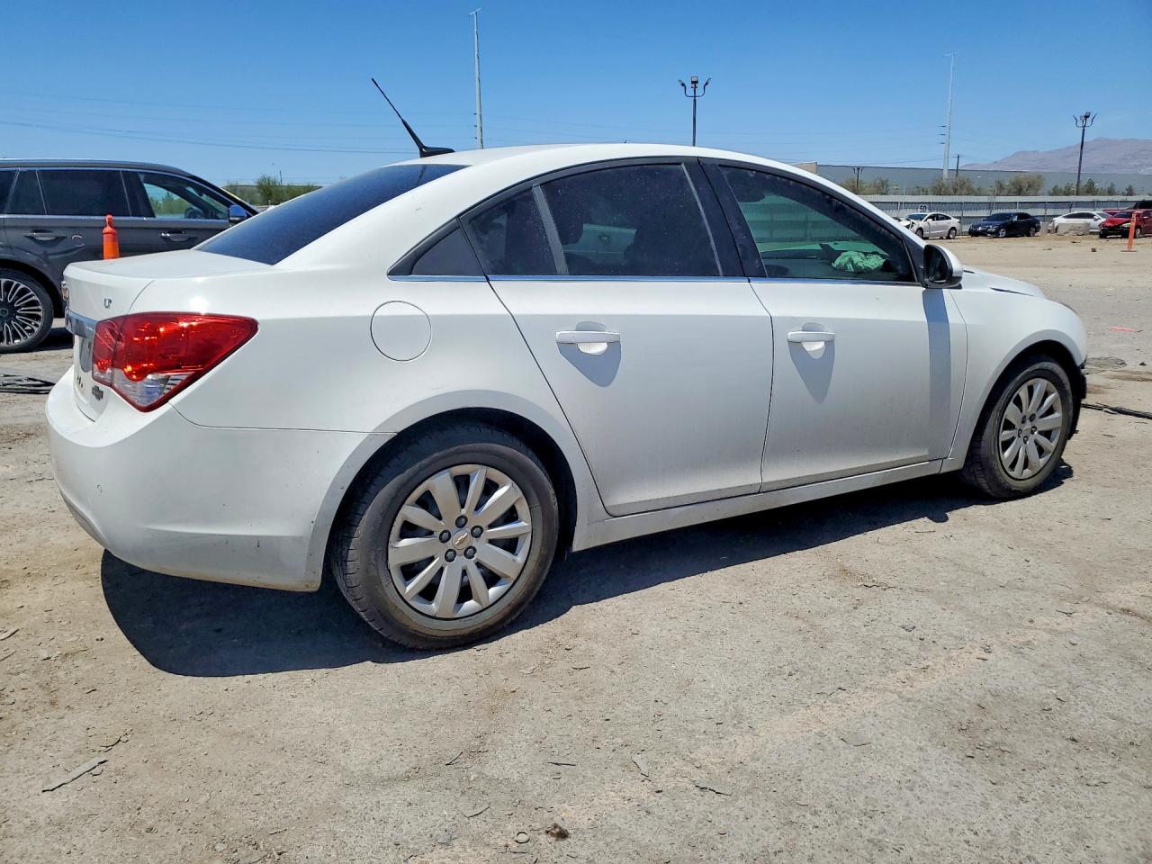 2011 Chevrolet Cruze Lt White vin: 1G1PF5S90B7258222