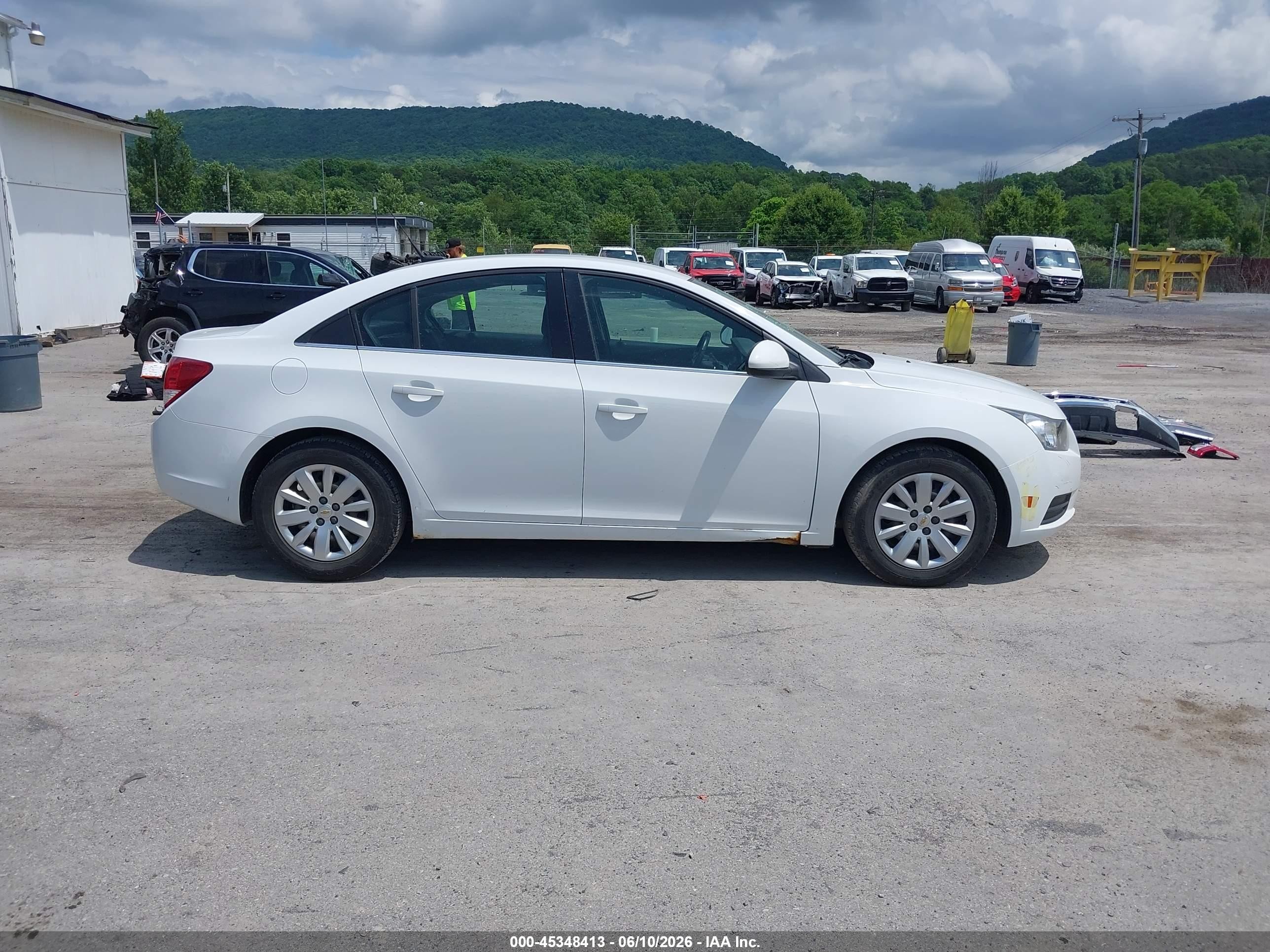 2011 Chevrolet Cruze 1lt White vin: 1G1PF5S90B7274291