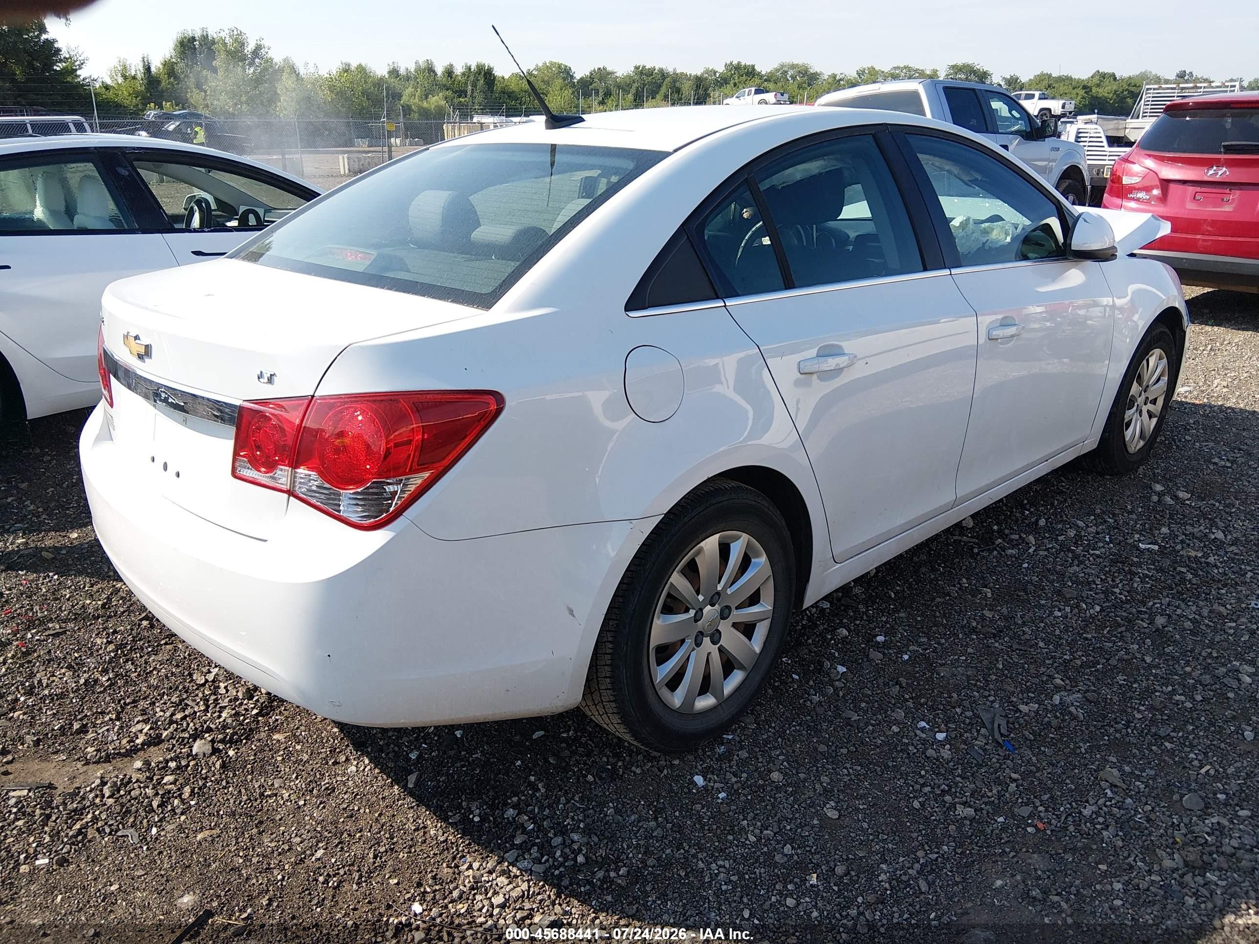 2011 Chevrolet Cruze 1lt White vin: 1G1PF5S92B7124635