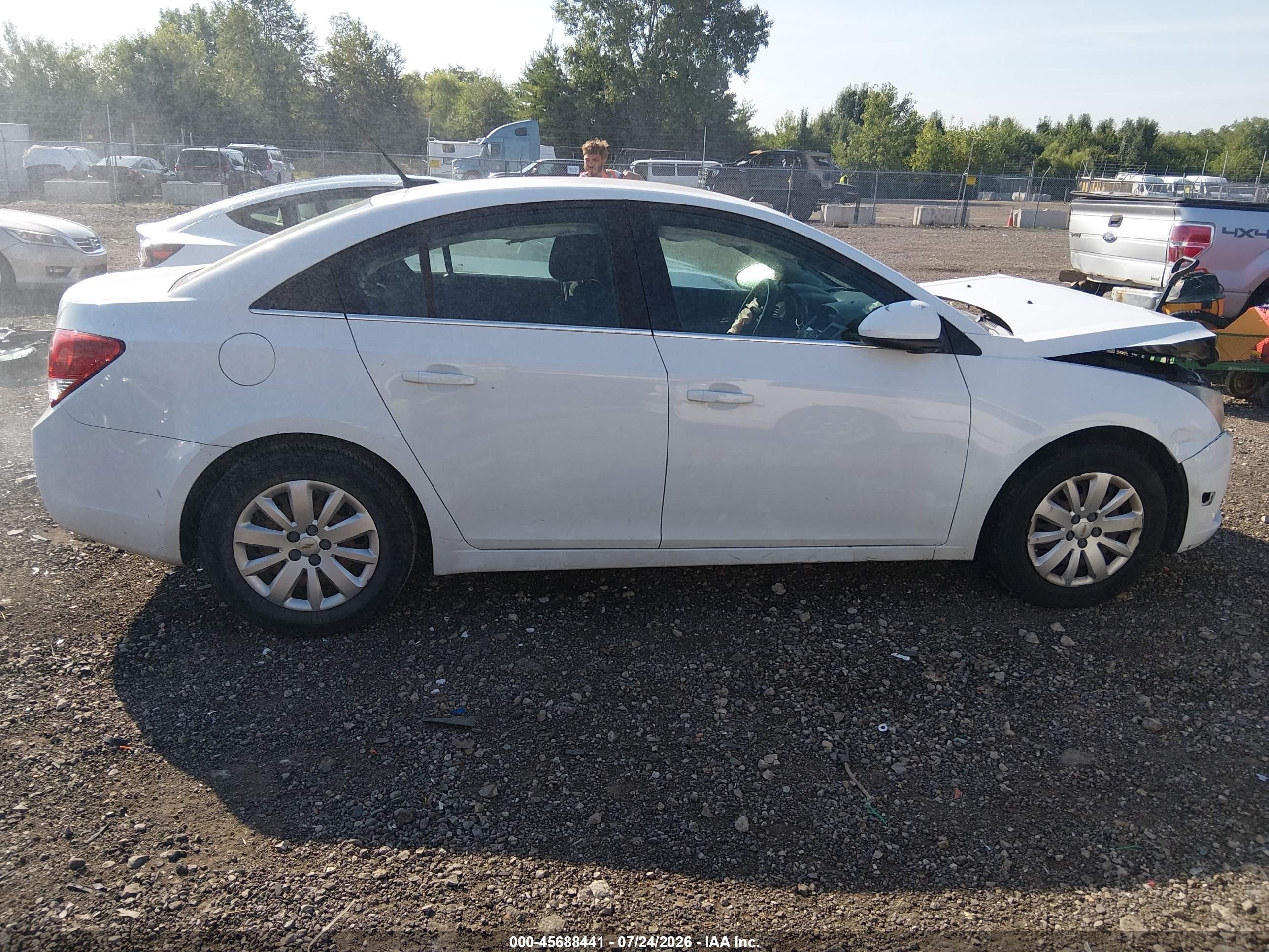 2011 Chevrolet Cruze 1lt White vin: 1G1PF5S92B7124635
