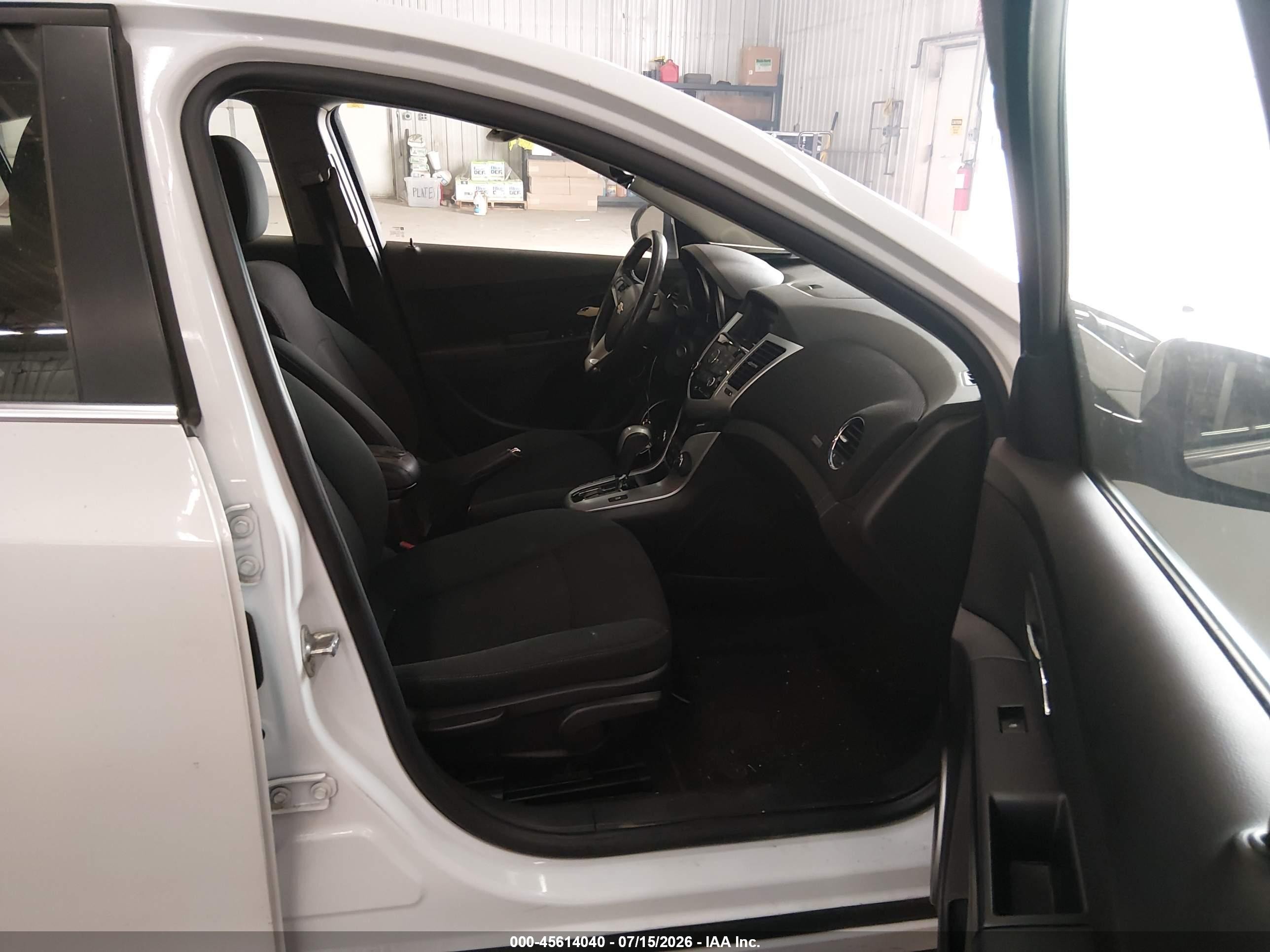 2011 Chevrolet Cruze 1lt White vin: 1G1PF5S92B7295692