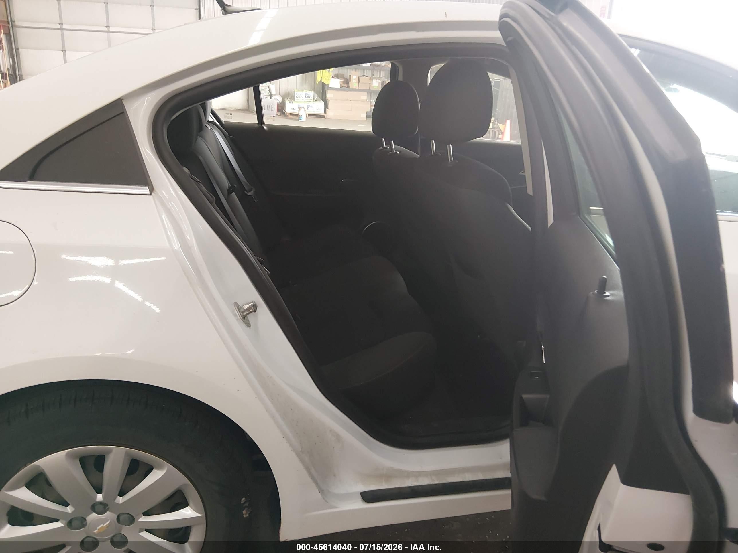 2011 Chevrolet Cruze 1lt White vin: 1G1PF5S92B7295692