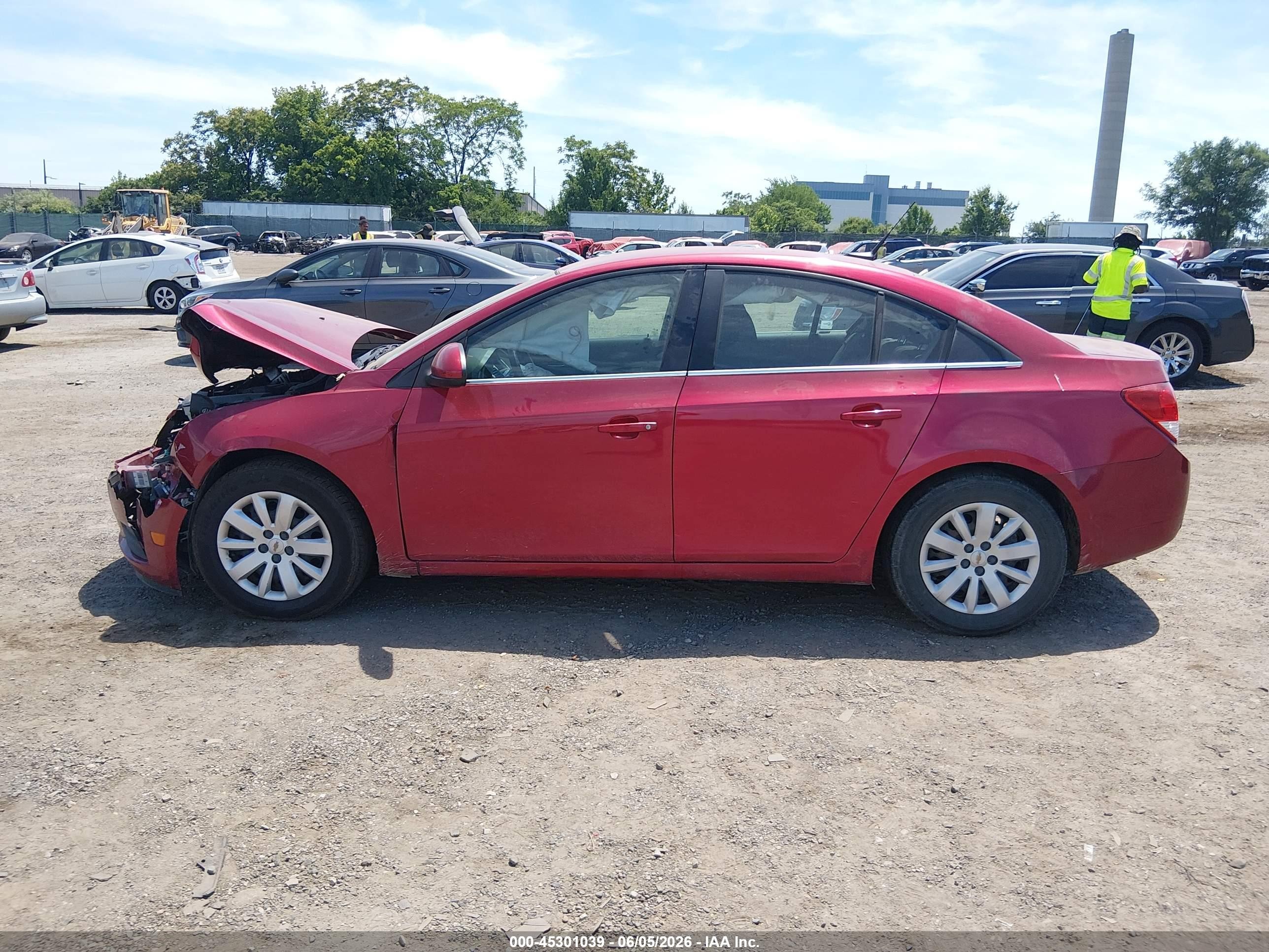 2011 Chevrolet Cruze 1lt Red vin: 1G1PF5S94B7274696