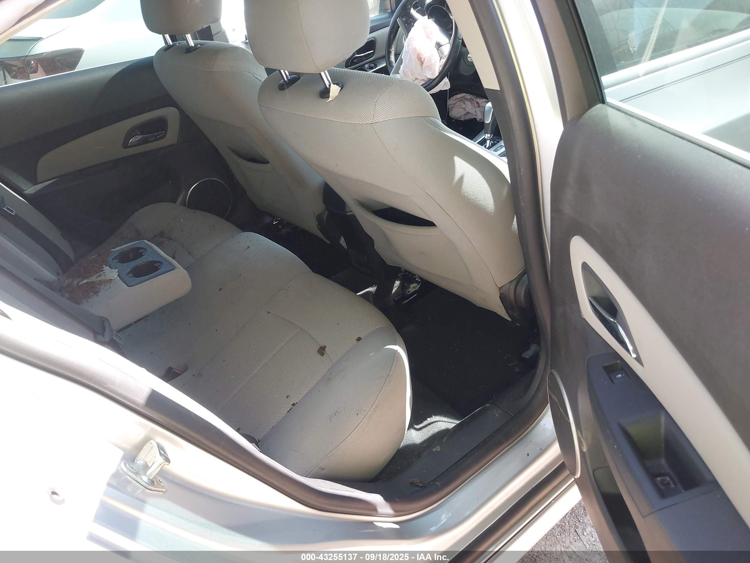 2011 Chevrolet Cruze 1lt Silver vin: 1G1PF5S95B7226091